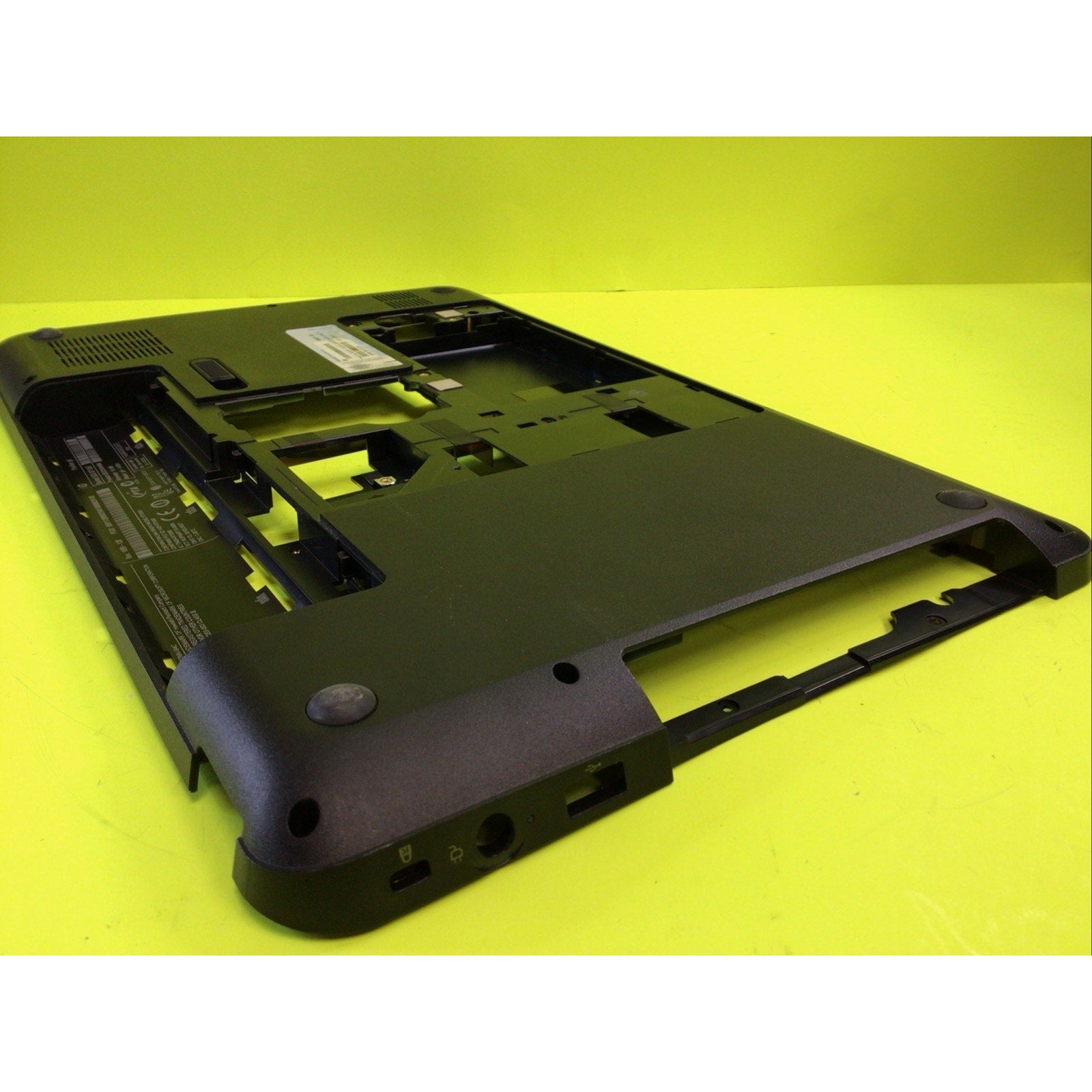 HP Pavilion G6-1C43NR Bottom Housing FOR PARTS or REPAIR