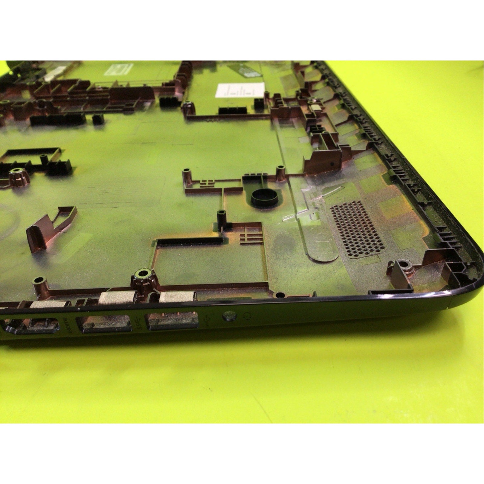 HP Pavilion 17-X116DX Bottom Housing Cover