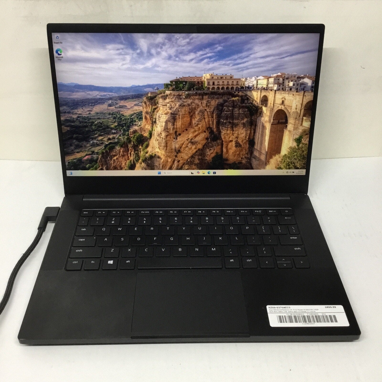 RZ09-0370AE23 Razer Blade 14 RTX 3060 Ryzen 5900HX 144hz Gaming Laptop