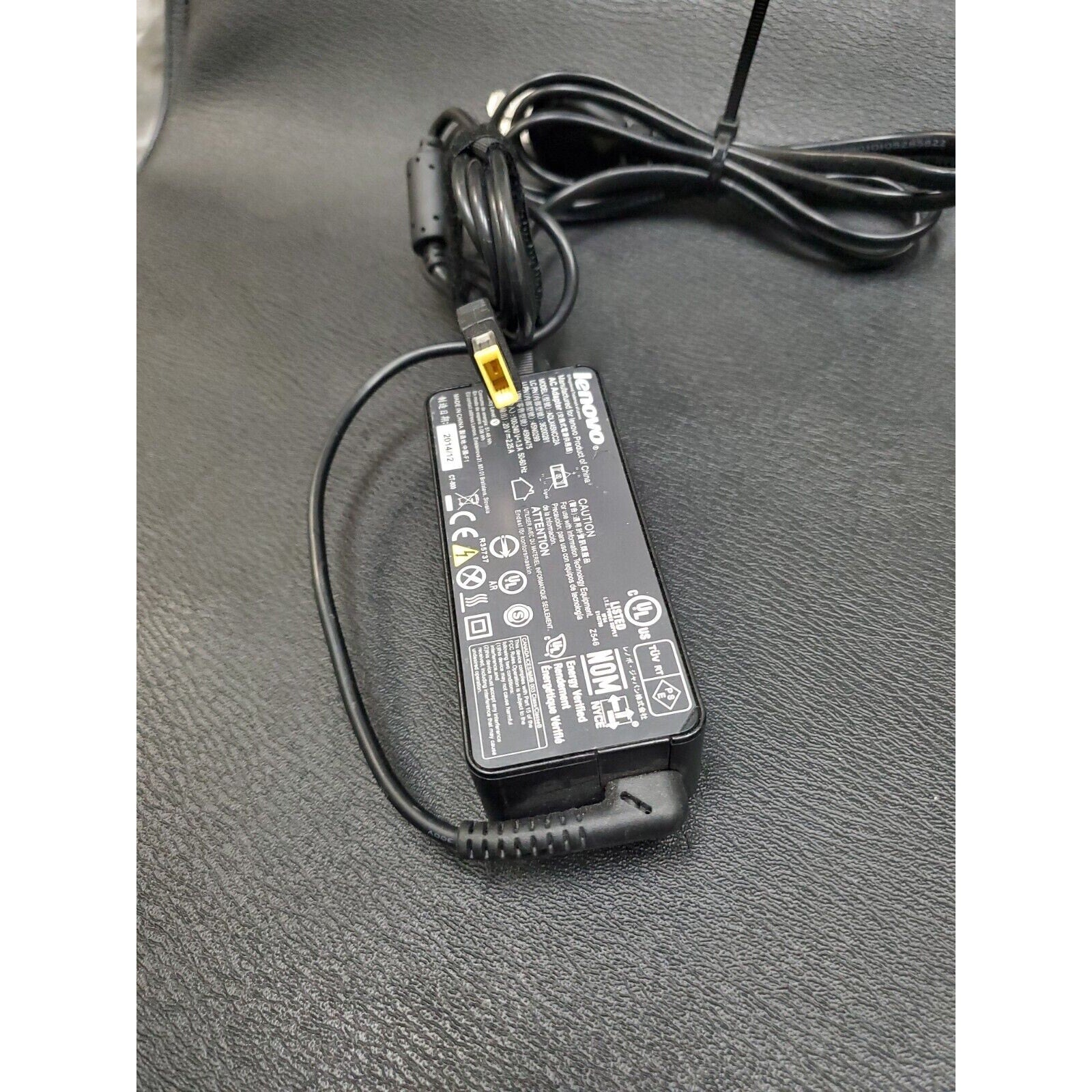 Genuine Lenovo Ideapad AC Adapter Power Supply 20V 2.25A 45W ADLX45NCC2A