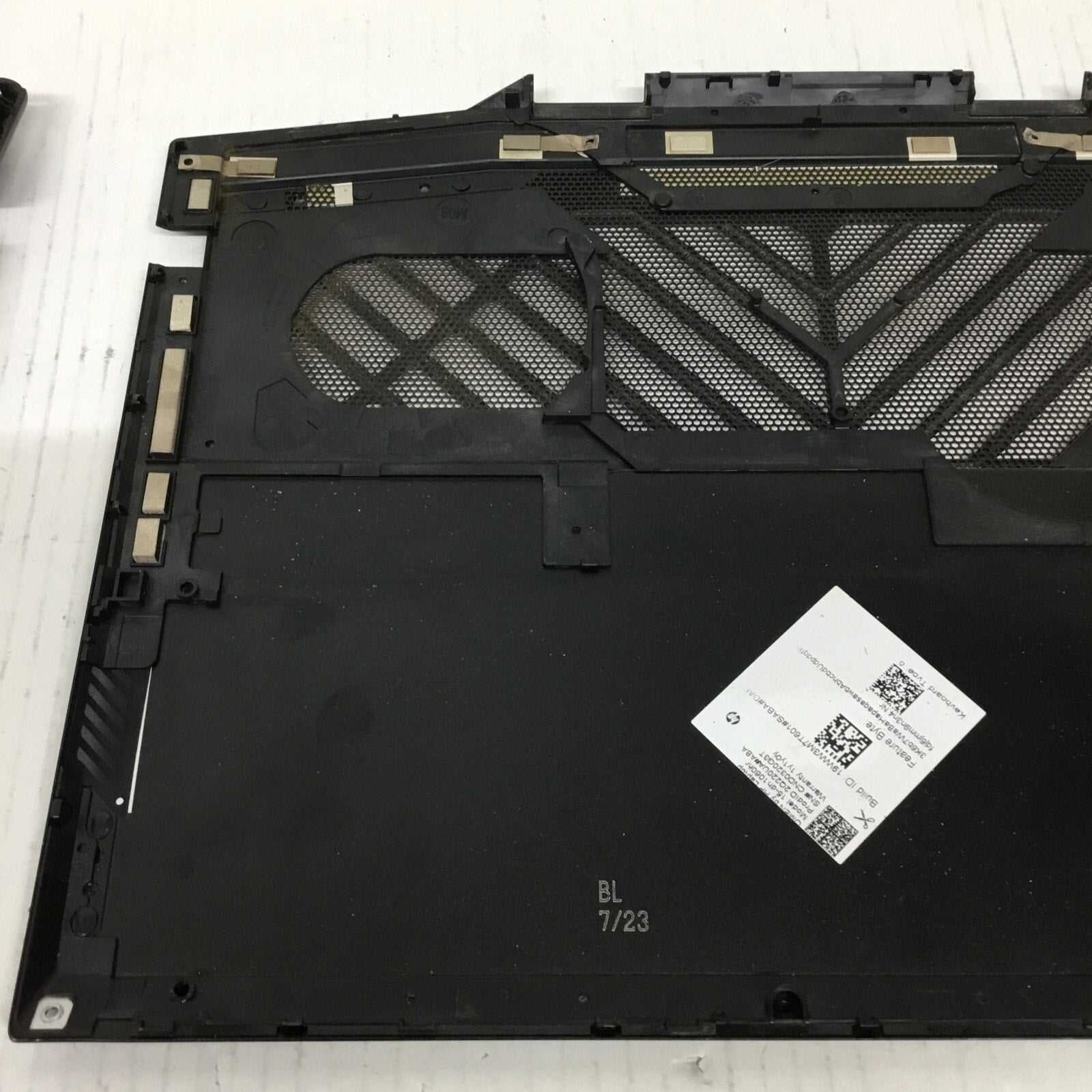 HP Omen 15T-dhxxxx series Bottom Case L57326-001 L57327-001
