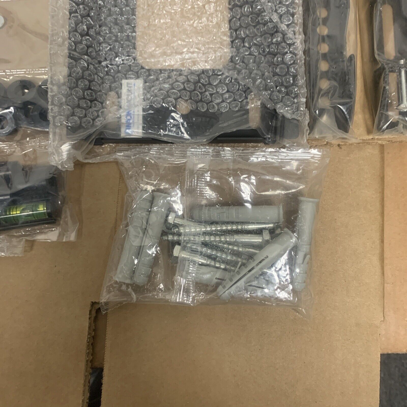 Monmount Fixed TV Wall Mount for Most 19" - 37" Flat-Screen TVs - Black, DIY