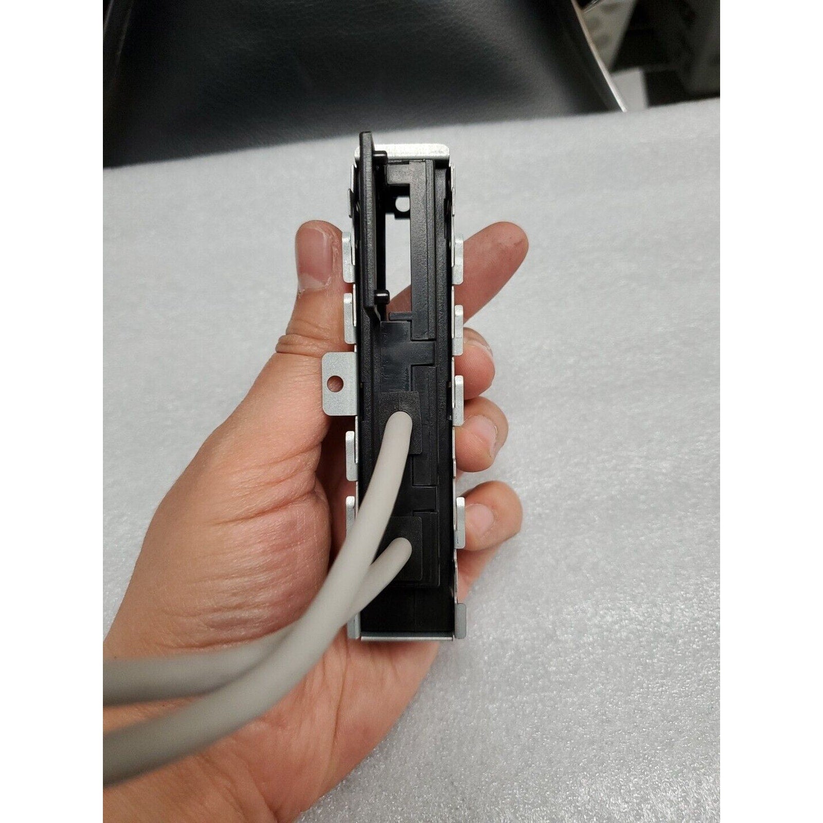 662727-001 HP PAVILION P2-1106 P2 SERIES FRONT I/O USB / AUDIO PANEL PORT OEM