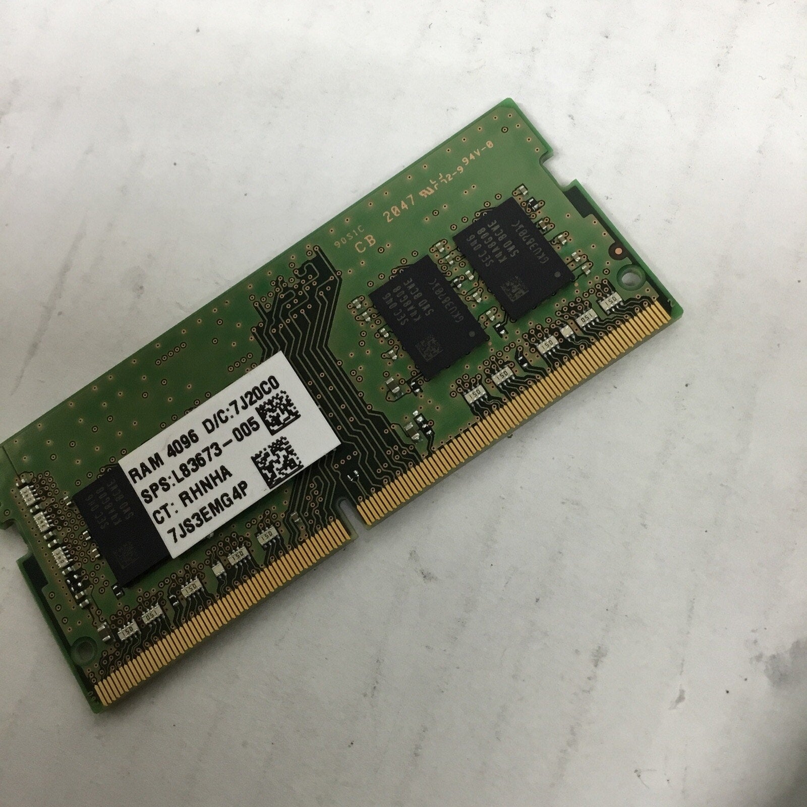 SAMSUNG 8GB 1RX8 DDR4 SODIMM PC4-25600 3200MHZ MEMORY MODULE M471A1K43DB1-CWE