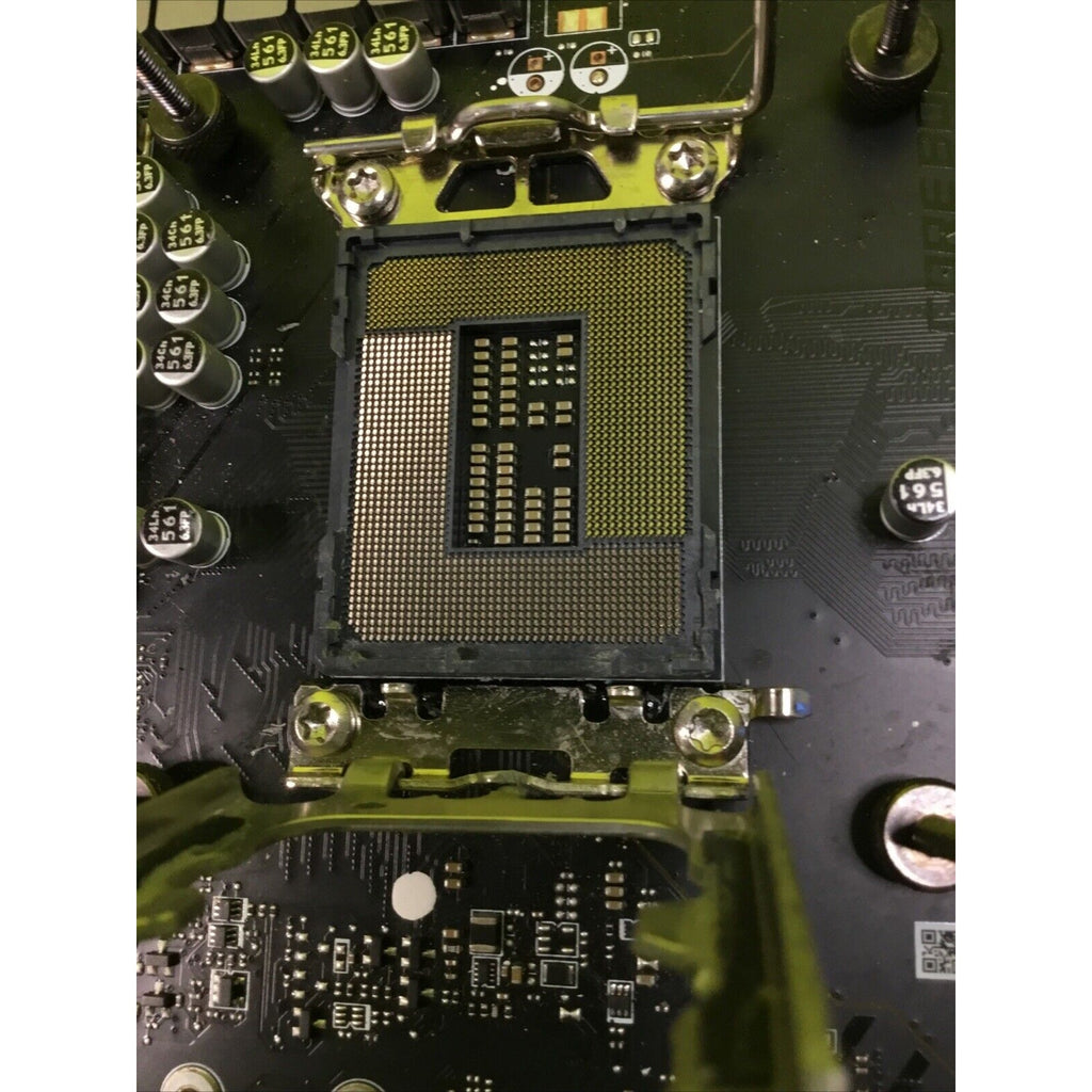 MSI PRO B760-P WiFi DDR5 INTEL LGA 1700 ATX MOTHERBOARD FOR PARTS or REPAIR