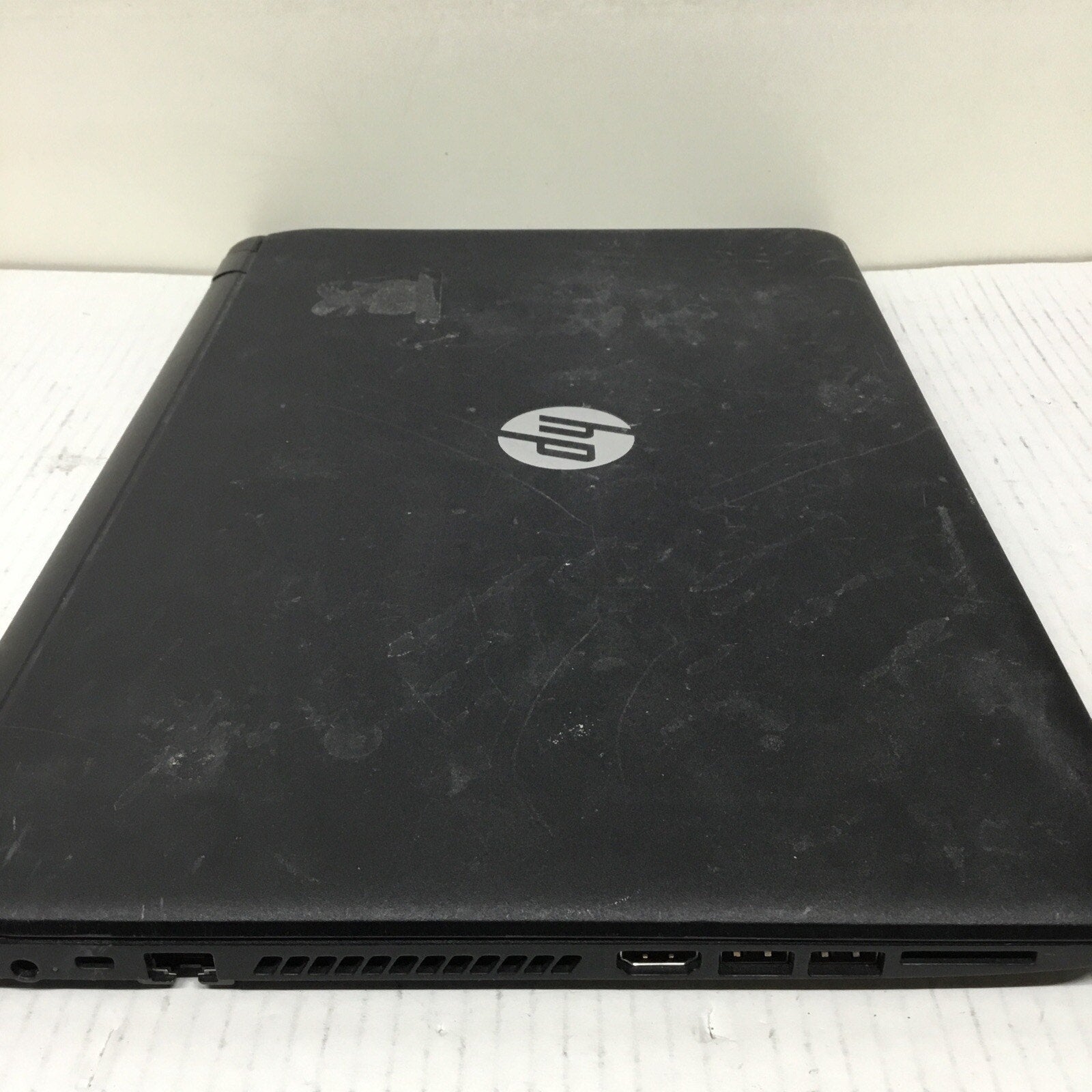 For Parts HP 15-f222wm 15.6" Laptop READ DESCRIPTION
