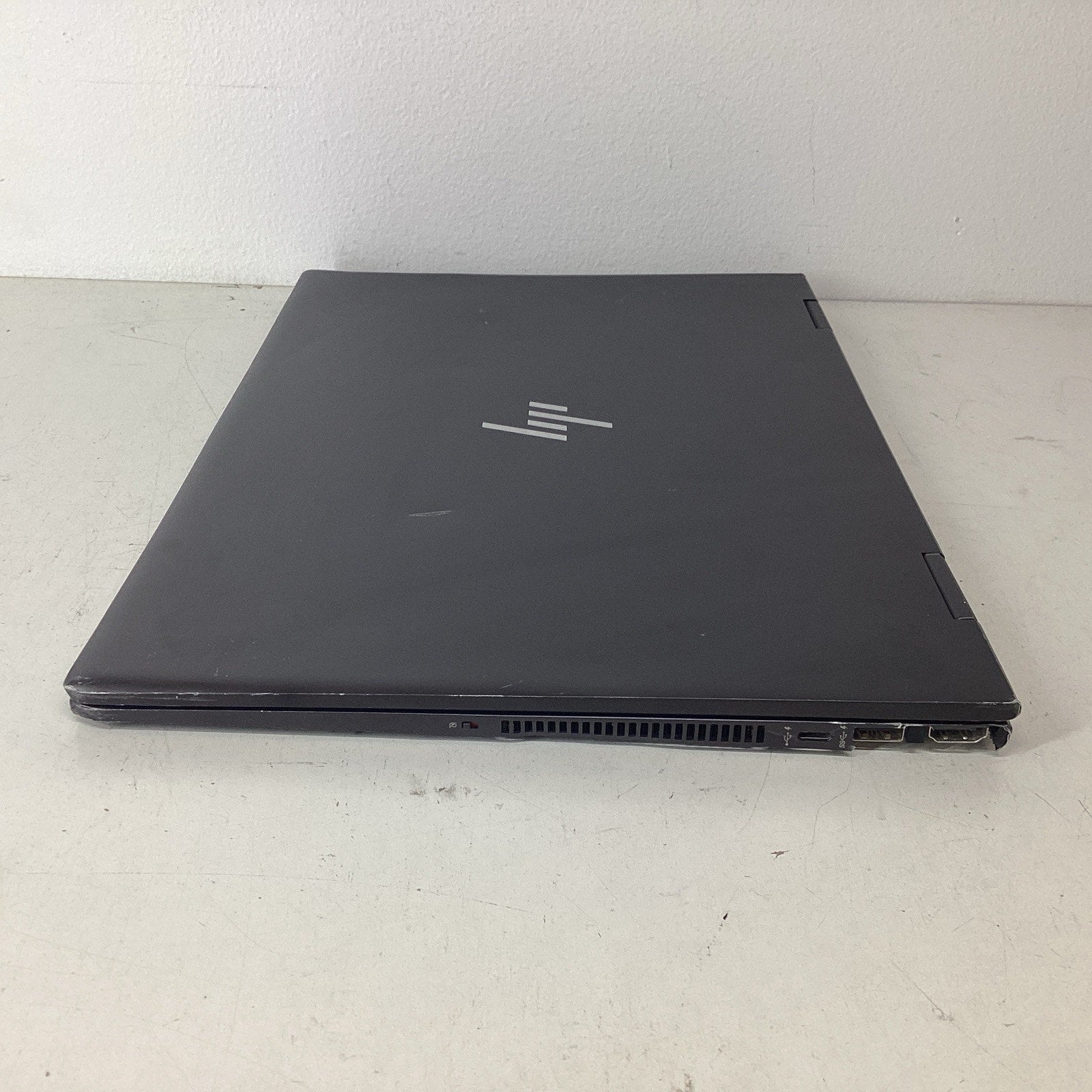 HP Envy x360 15m-ds0011dx Laptop AMD Radeon Missing Parts Read - For Parts