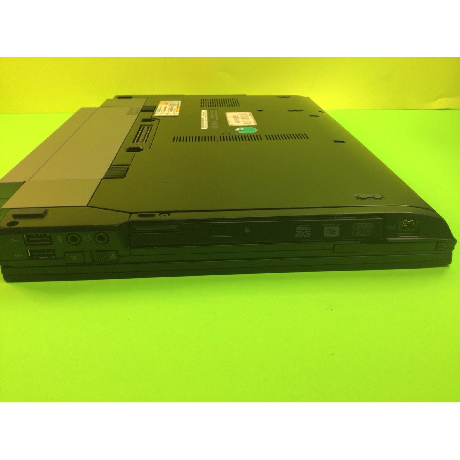 Dell Latitude E6400 Laptop Core 2 Duo T9400 2.53GHz 2GB RAM No HDD