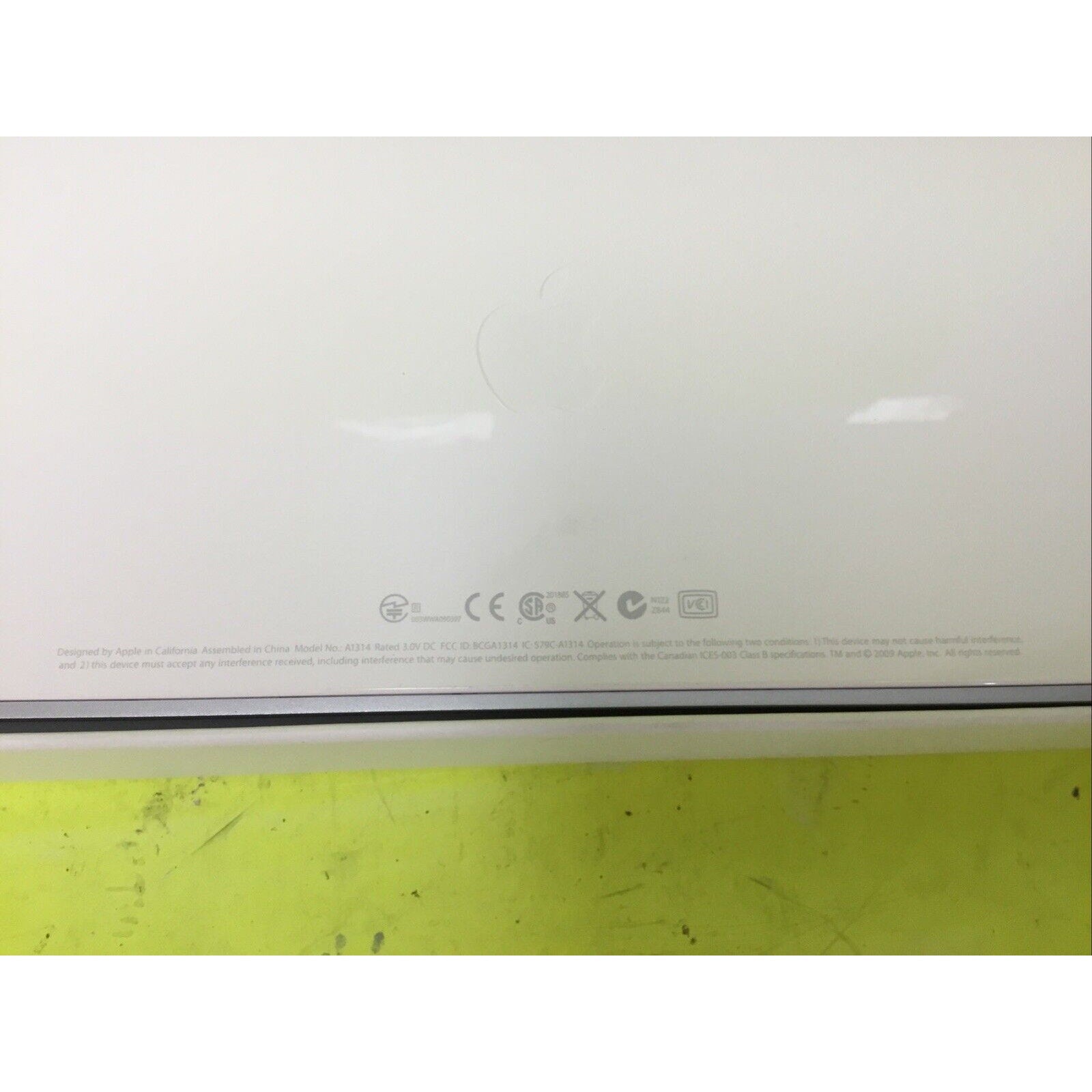 Apple Mac Magic Keyboard FOR PARTS REPAIR or RECYCLE