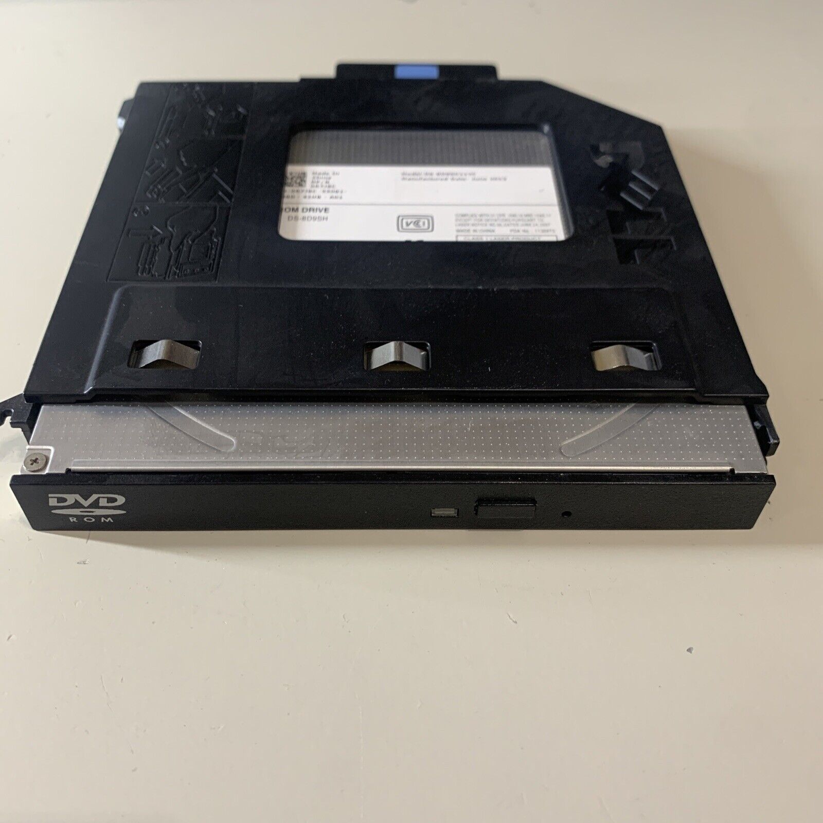 DELL DS-8D9SH112C 8x SATA DVD ROM Media Slim Optical Drive w/Cradle P/N: 0R7J8C