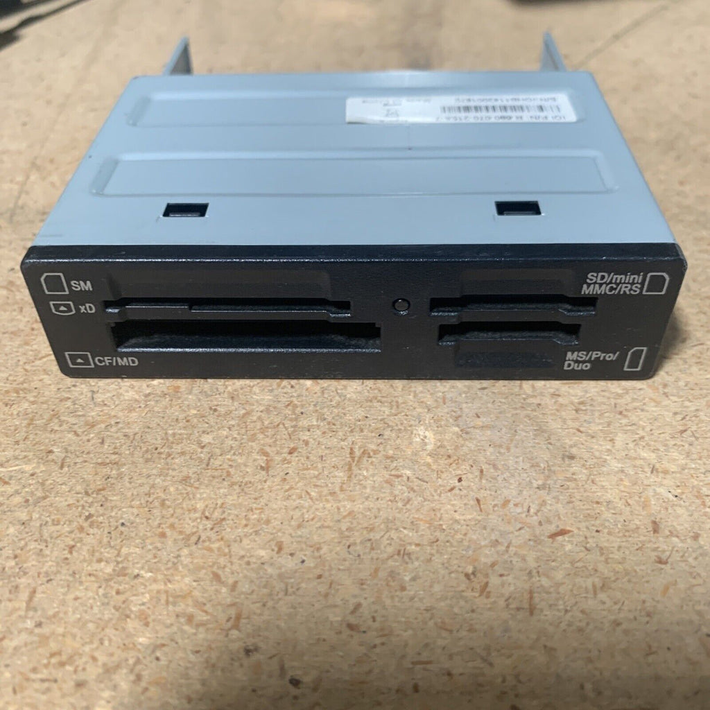 Dell Card Reader IO Interconnect R-680-070-215A-7 Card Reader