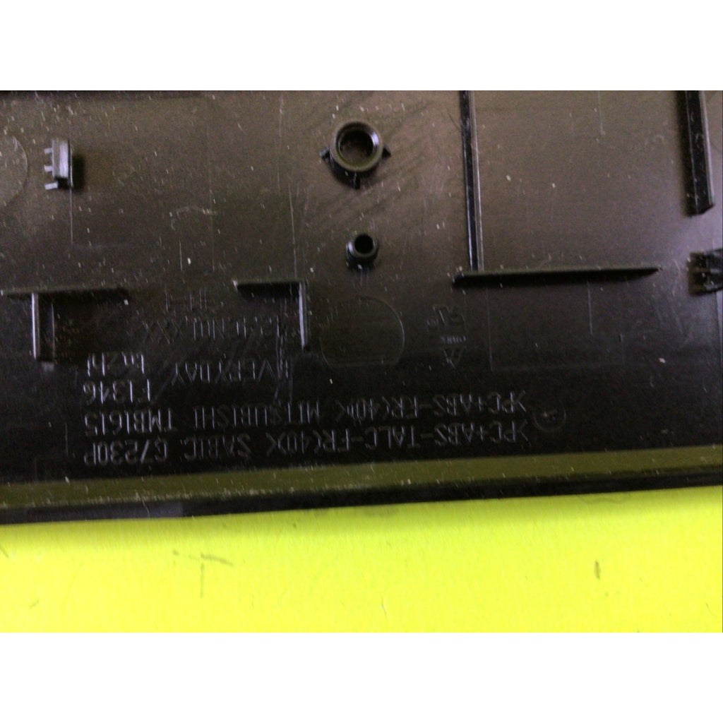 Dell Inspiron 1750 Keyboard Bezel Hinge Cover Power Button G584T 0G584T