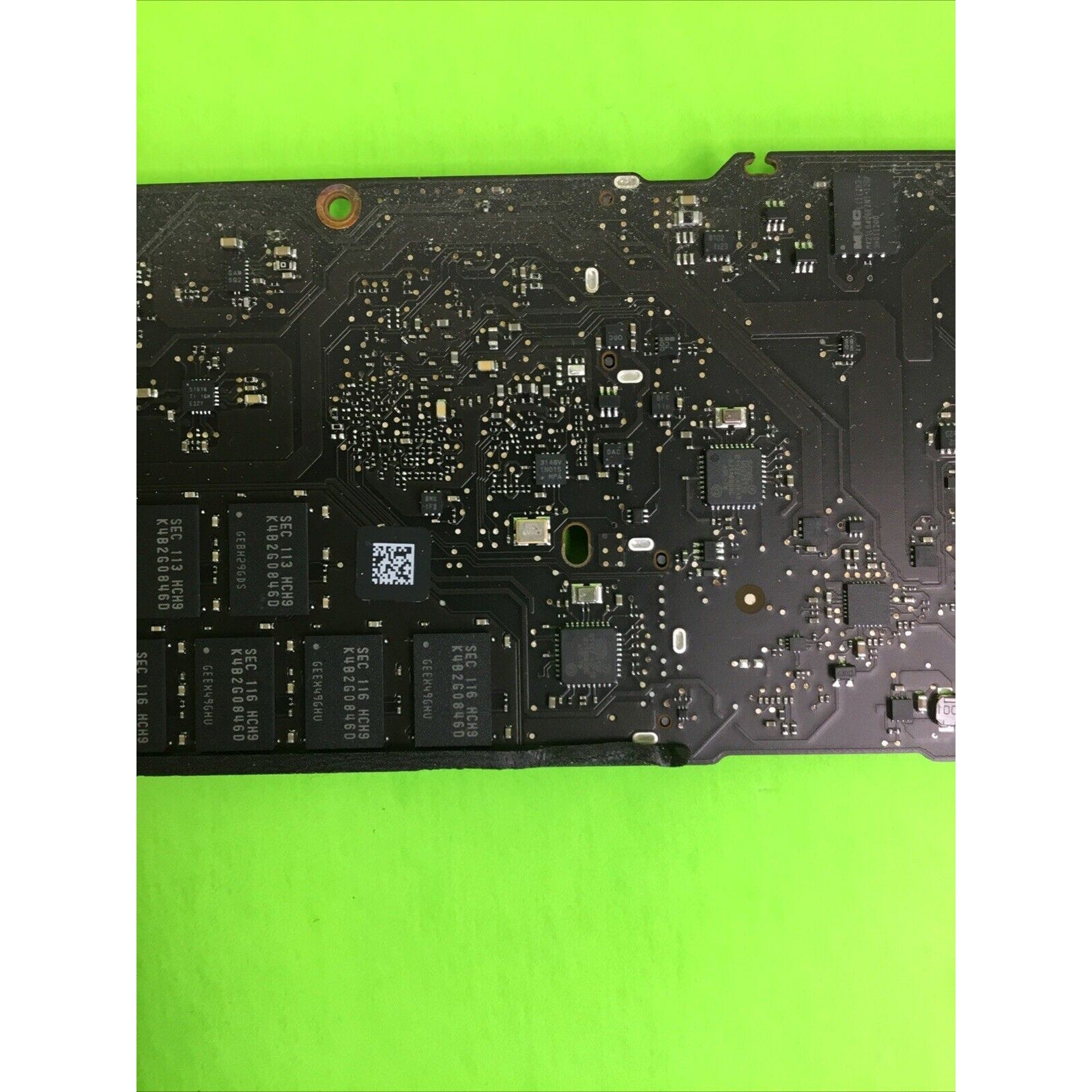 Apple MacBook Air 13" A1369 2011 i5 1.7GHz 4GB Logic Board 661-6057 820-3023-A