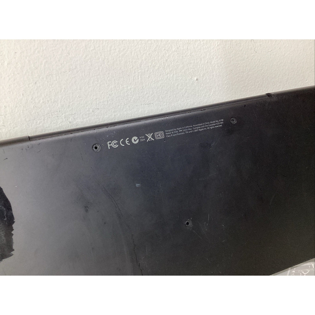 Black Apple MacBook A1181 Laptop 13.3" Intel Core Duo 2GB RAM No Batt-For Parts
