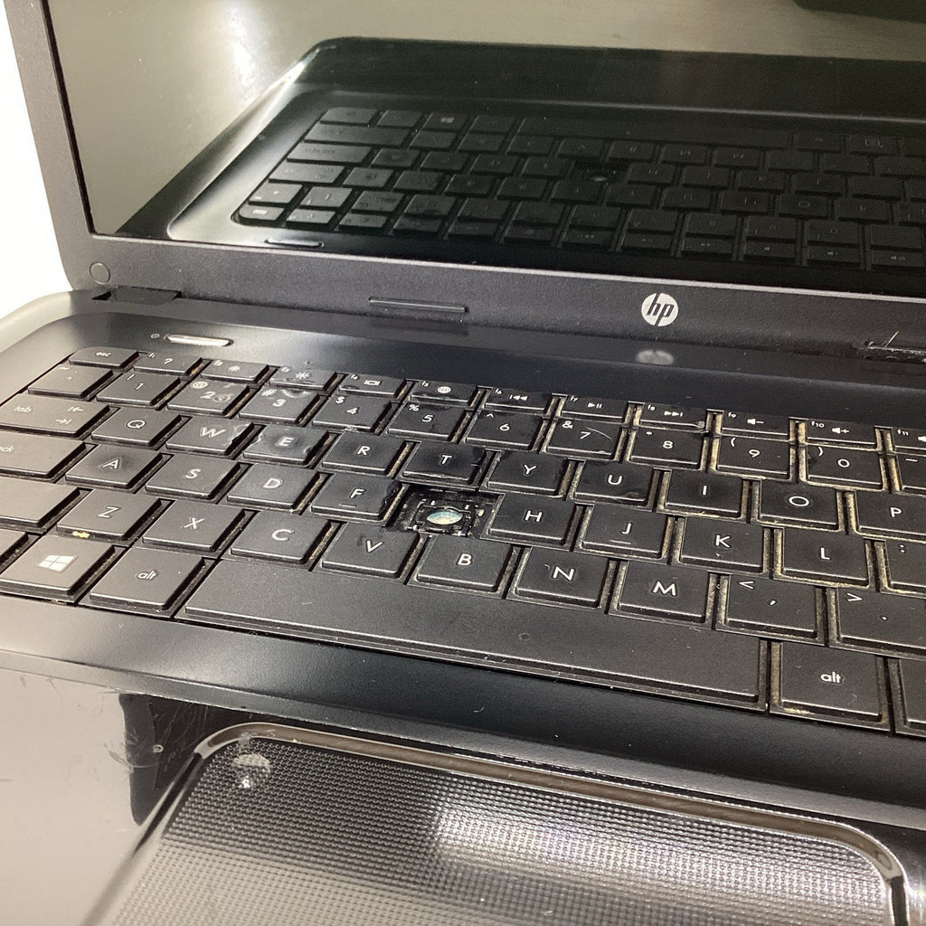 HP 2000-2c29NR 15" Notebook PC 4GB RAM Missing Parts Read Description-For Parts