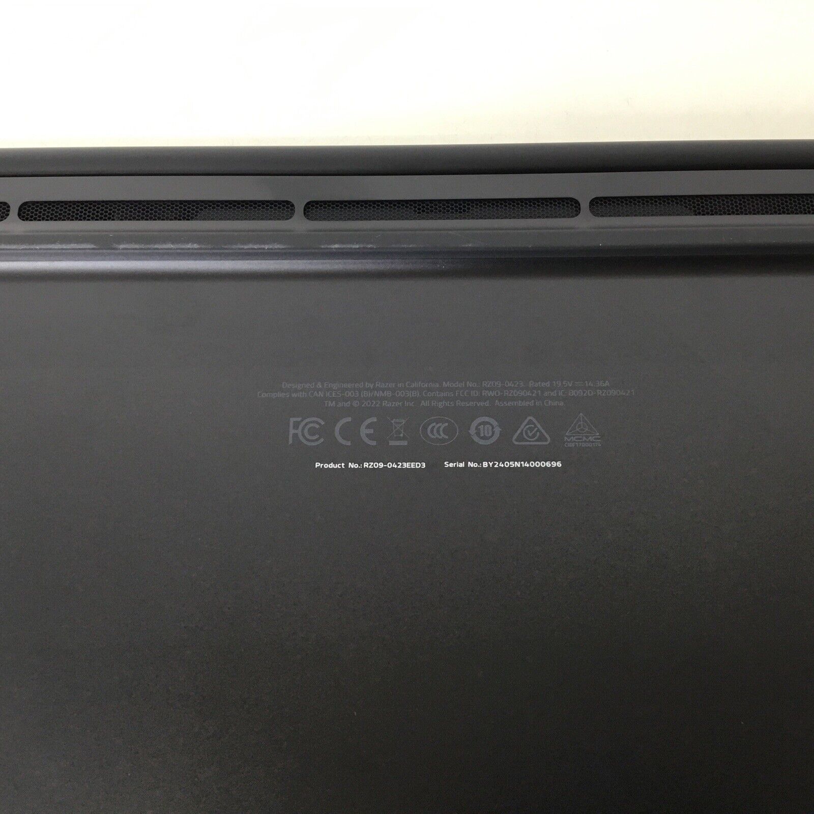 Razer Blade 17 17.3'' Laptop i7-12900H RTX 3060 16GB RAM 1TB SSD RZ09-0423