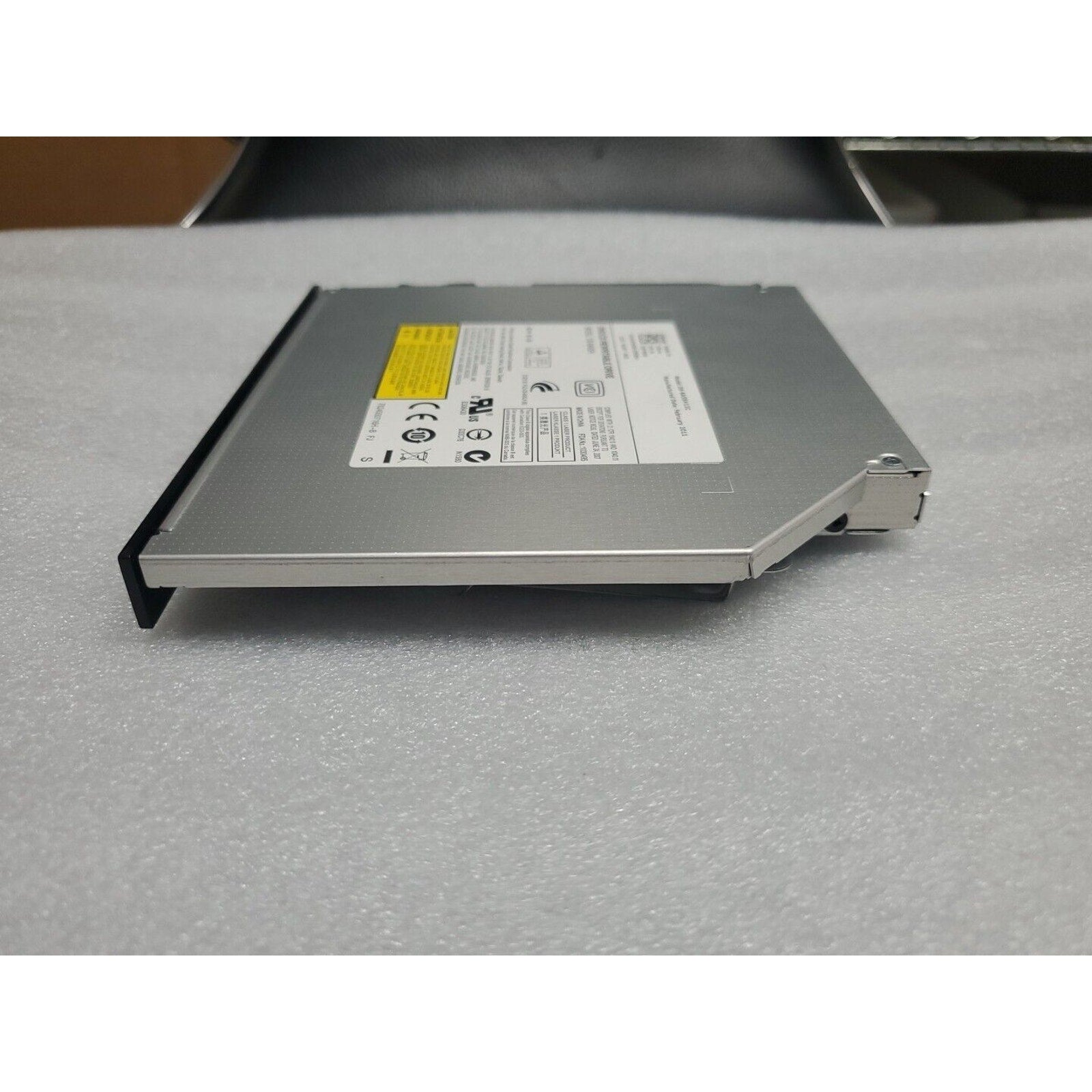 3YK5K 03YK5K Dell Optiplex 380 DS-8A5SH DVD/CD Rewritable Drive DS-8A5SH12C