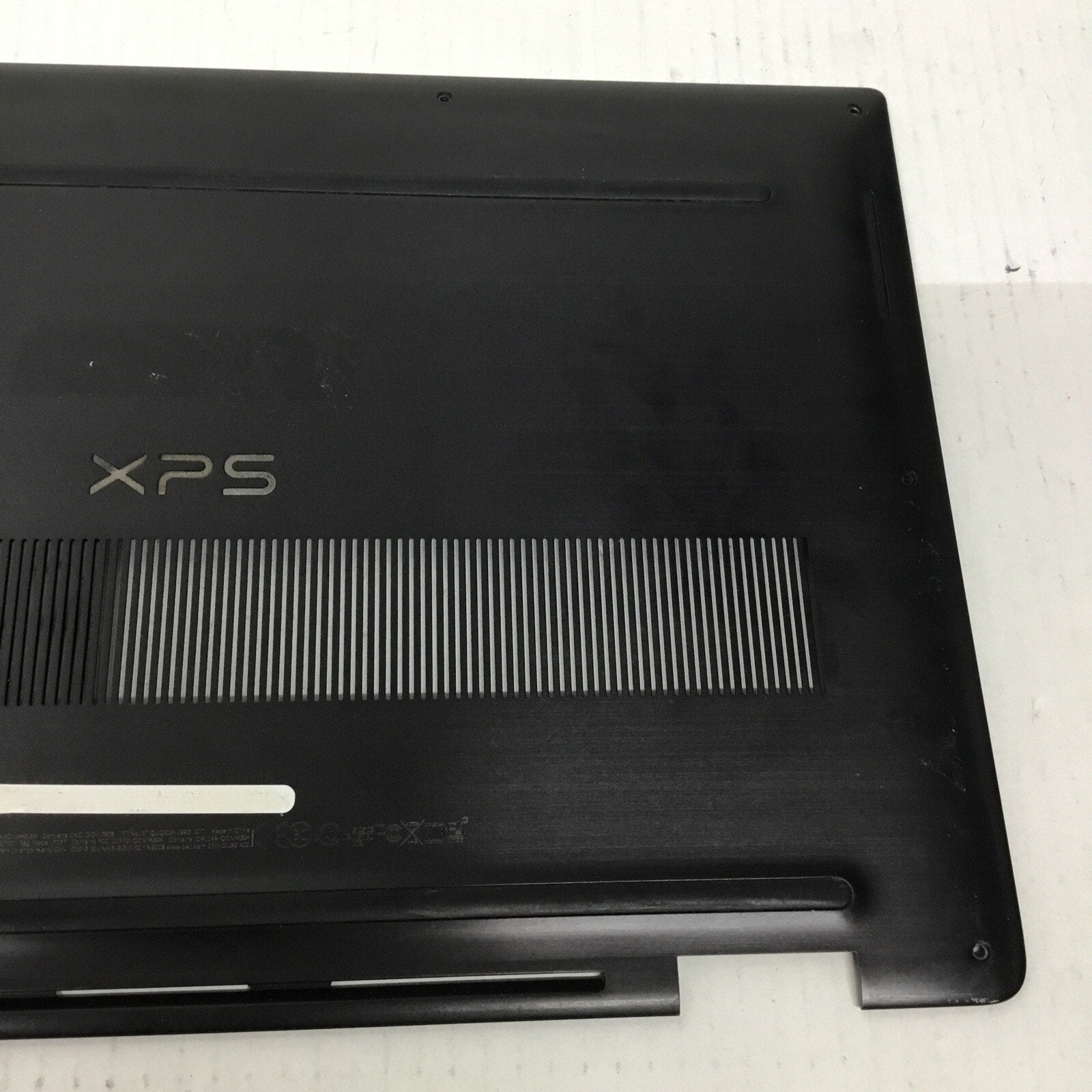 Genuine Dell XPS 15 9575 Laptop Bottom Base Case Cover Assembly 80T9R