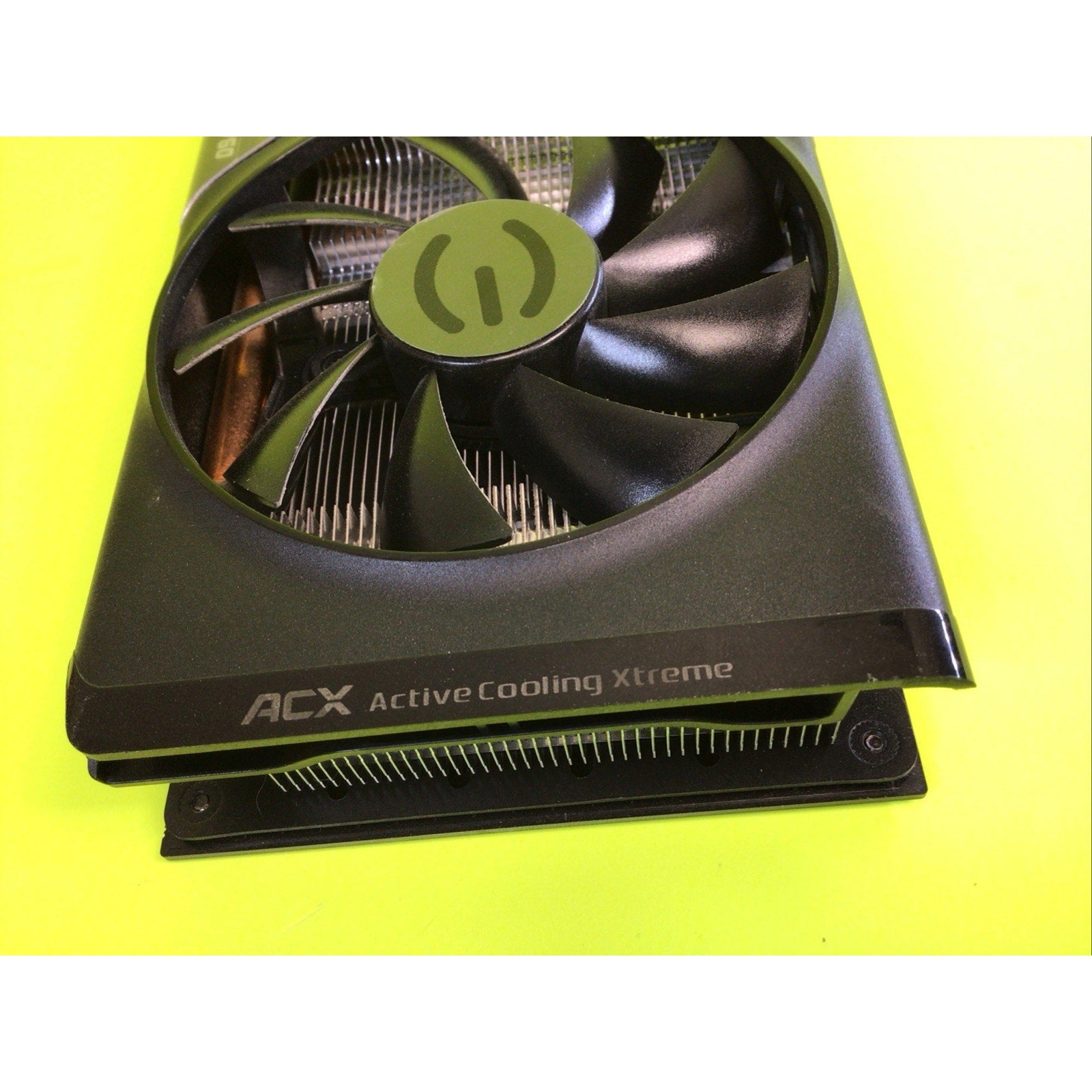 EVGA GeForce GTX 760 2GB Graphics Card (02G-P4-2765-KR)