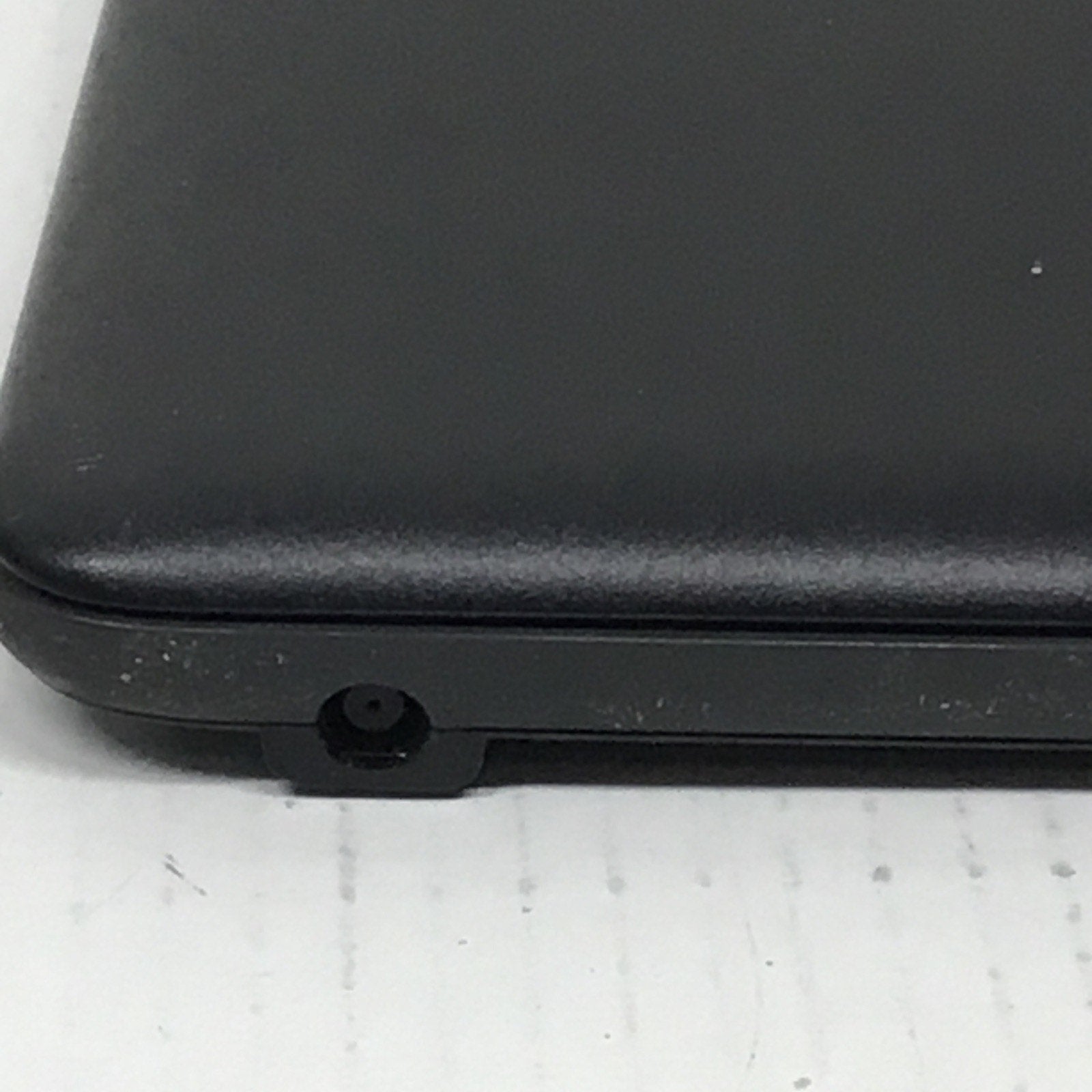 Dell Chromebook Laptop Inspiron 3181 Model P26T