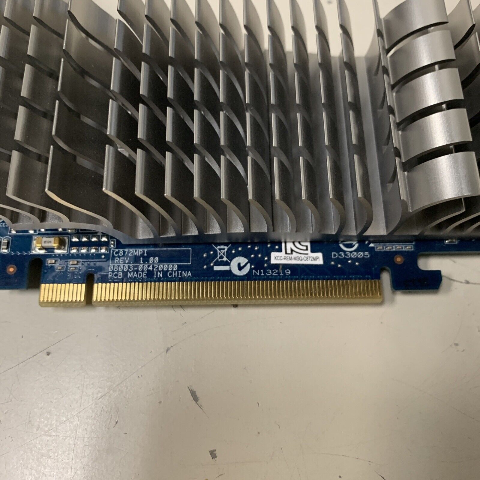 ASUS NVIDIA GeForce GT 210 1GB DDR3 PCIe Video Card EN210 SILENT/DI/1GD3/V2(LP)