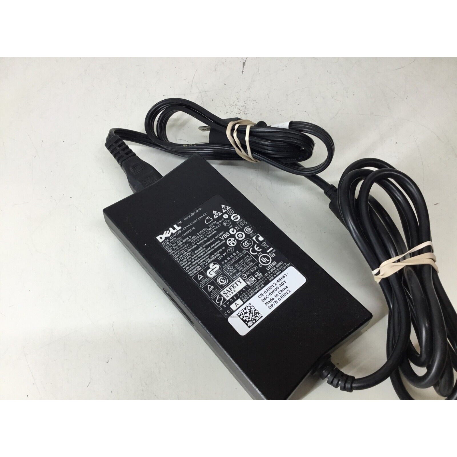 Dell 0JU012 130W AC Adapter DA130PE1-00 ADP-130DB B