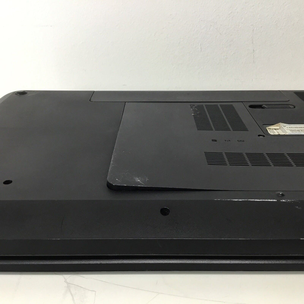 HP Laptop 584037-001 G7-1261NR 17.3 AMD Radeon A4-3300M 500GB - For Parts