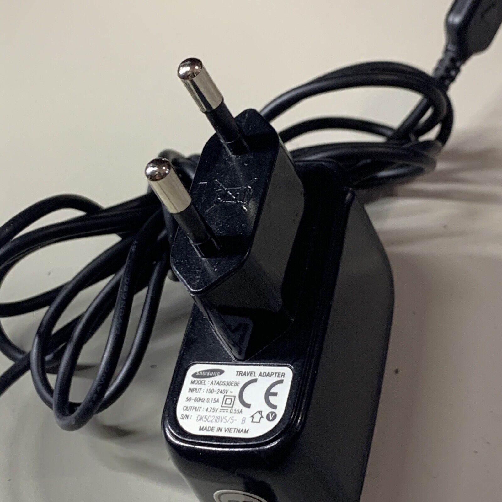 Samsung ATADS30EBE AC/DC Travel Adapter 4.75V 0.55A Power Supply Europlug C122