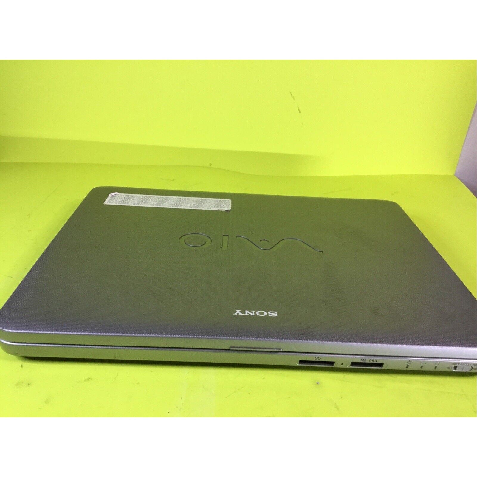 SONY Vaio VGN-NR430E Pentium Dual Core 1.86 GHz 2GB RAM FOR PARTS or REPAIR