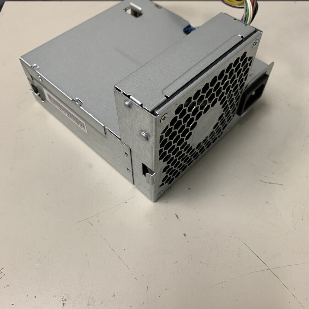 HP Switching Power Supply Model D10-240P1A P/N 611481-001 / 613762-001 240W