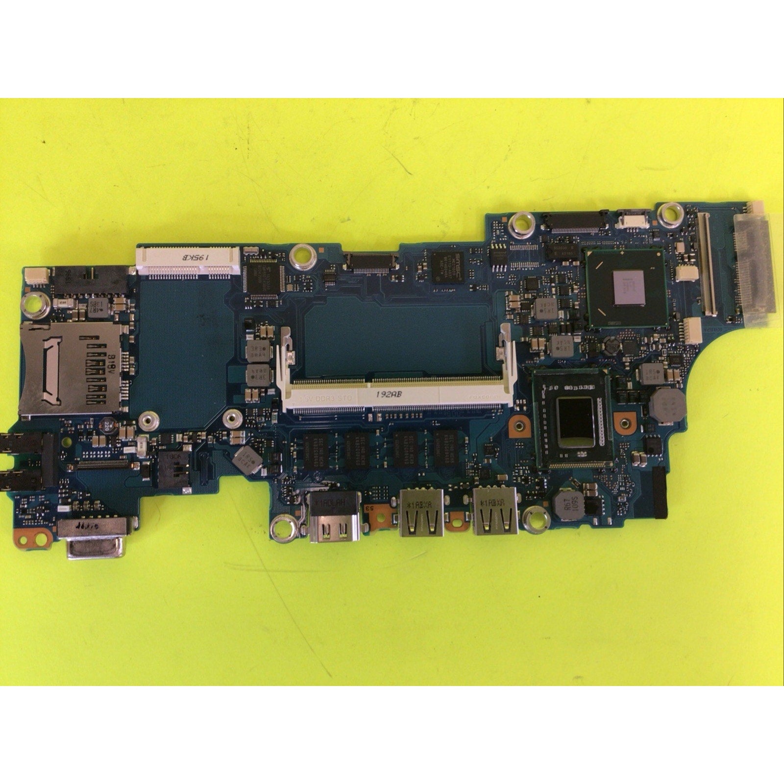 FALZSY1 Toshiba Portege Z835-ST8305 Motherboard Core i3 2367M