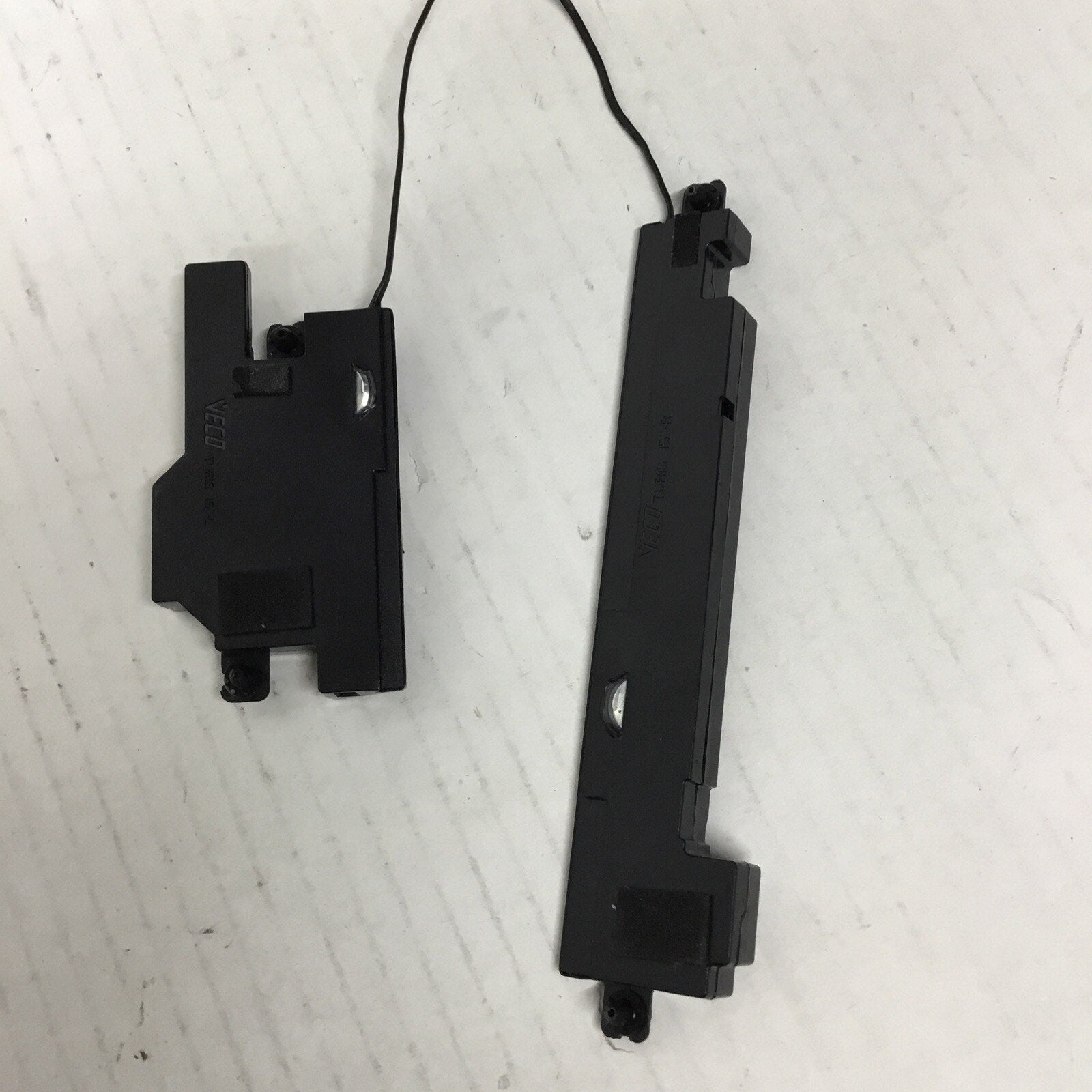 Original Dell Inspiron 15-3567 laptop L+R Speaker Set 01K1WD 023.400A2.0011