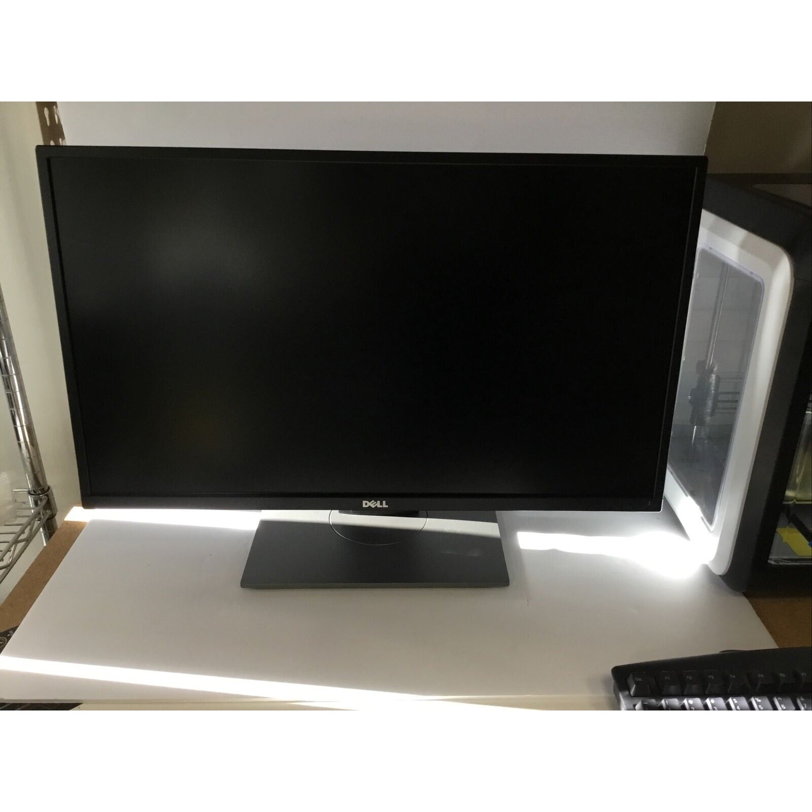 Dell P2717H 27" Full HD 1920x1080 16:9 LED Backlit Widescreen Monitor - Used