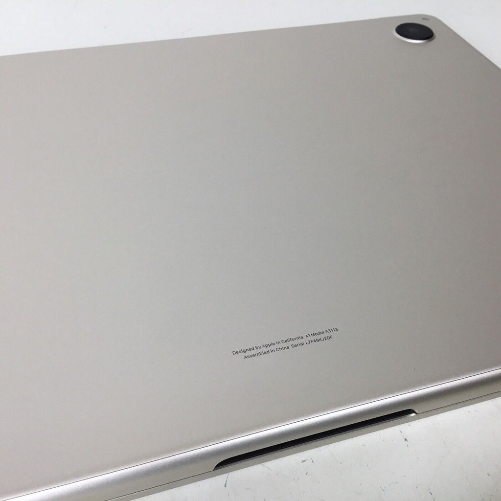 2024 Apple MacBook Air 13.6in M3 Chip 256 GB SSD 8GB RAM 8-Core GPU MRXT3LL/A