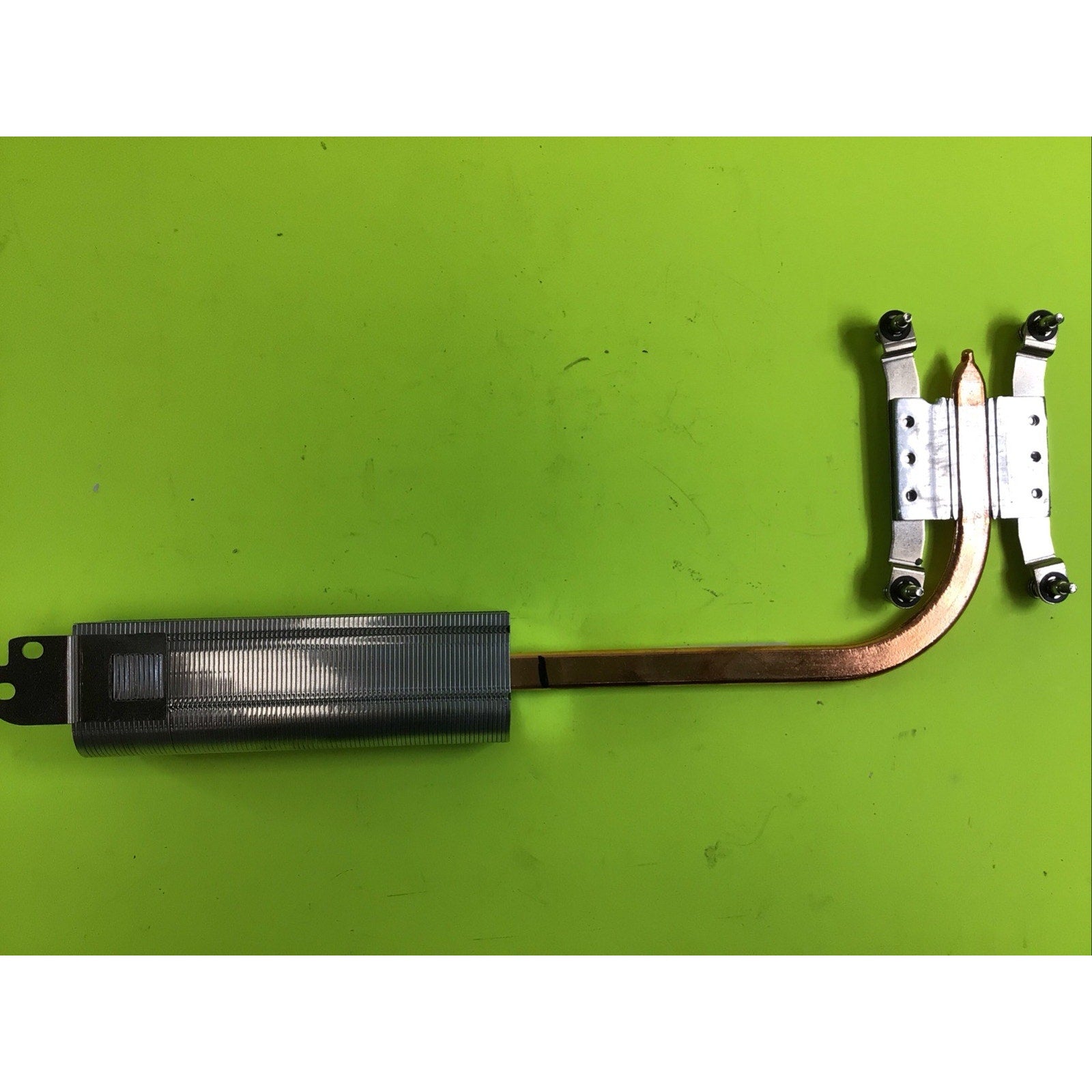 AT1PY0010I0 Lenovo CPU Heatsink F0CB0081US