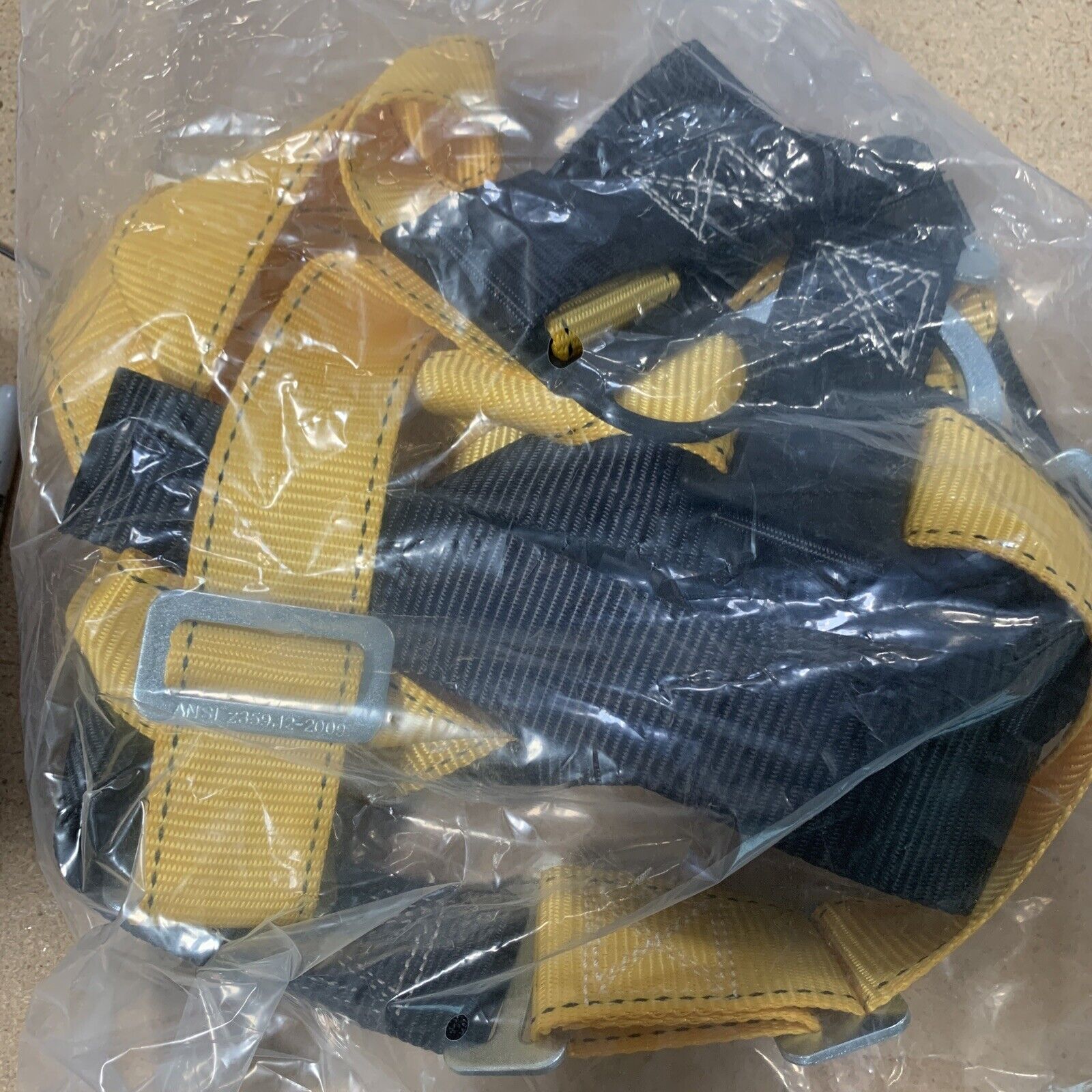 5-Point Fall Protection Warehouse/Roofers/Construction Safety Harness - Yellow