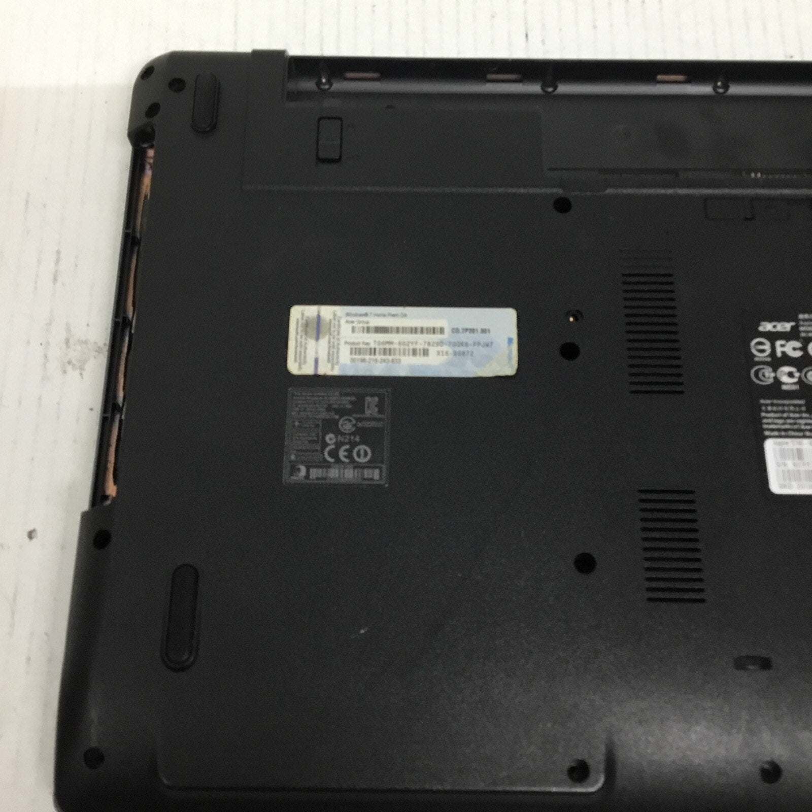 Acer Aspire 5749-6607 Core i5-2450M 4GB Ram No HDD For Parts READ DESC