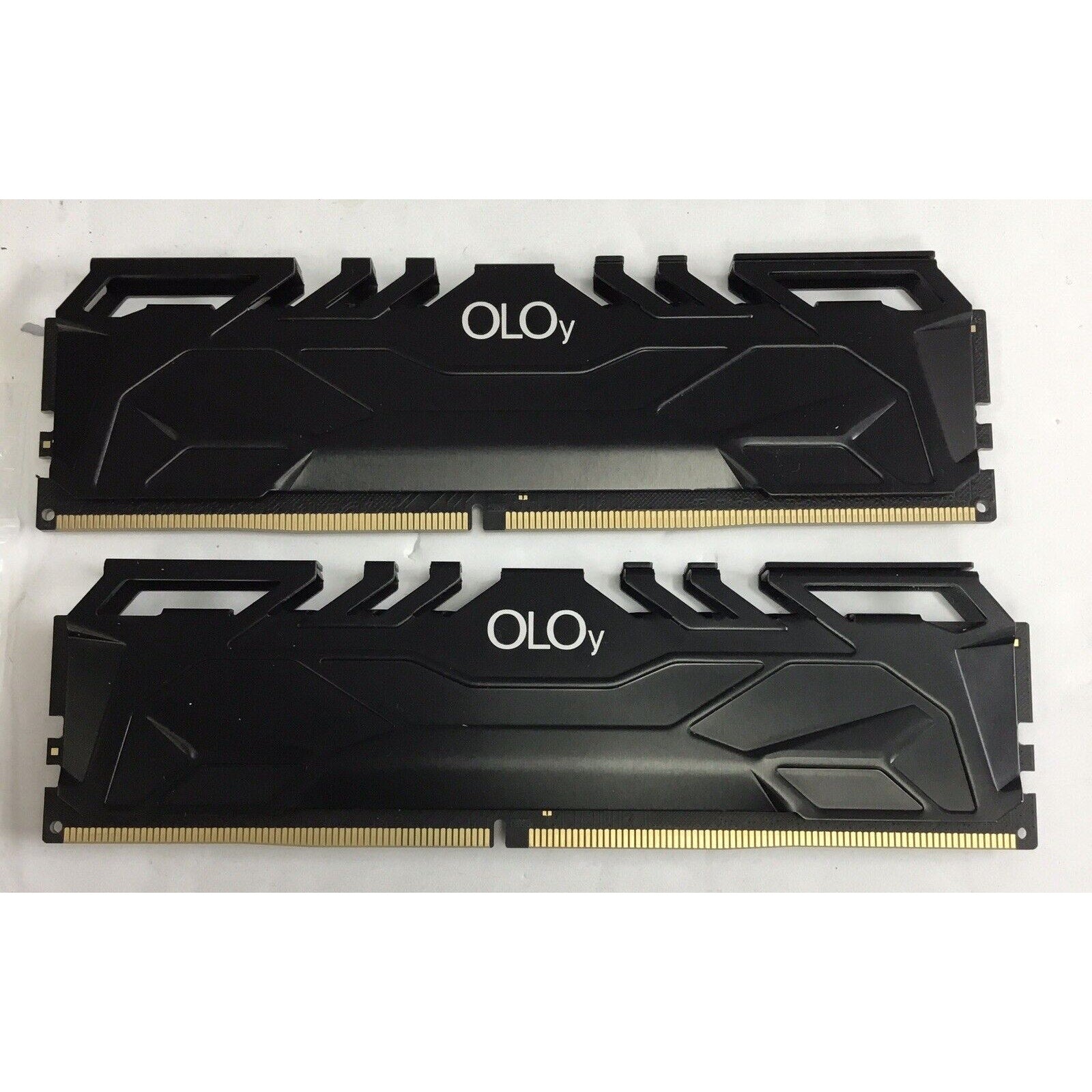 OLOy 16GB (2x8GB) PC4-24000 (DDR4-3000) UDIMM Memory MD4U083016BJDA