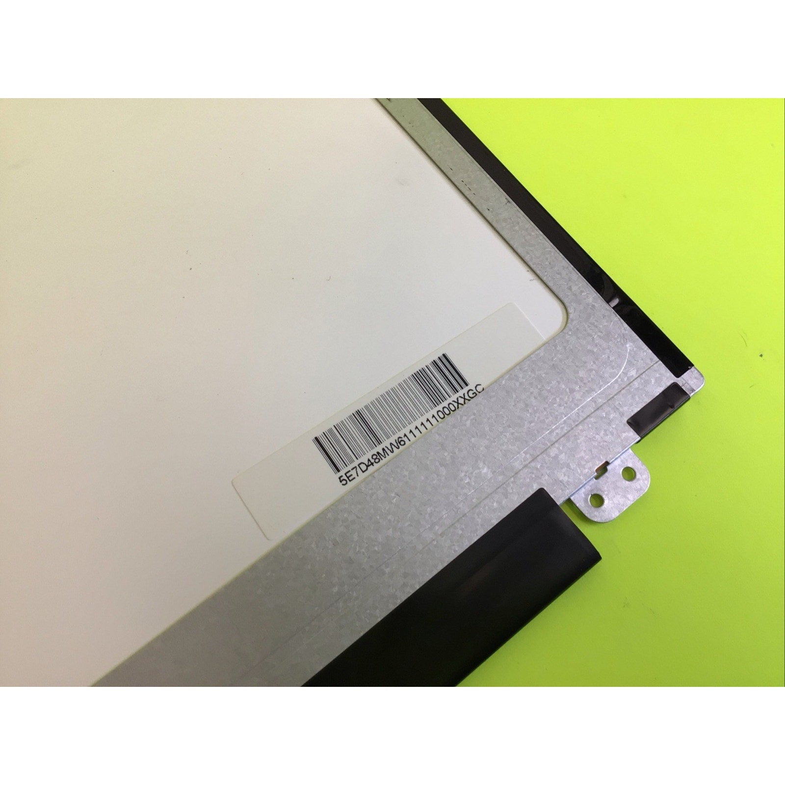 Dell Latitude 3540 15.6" HD 40-Pin LCD Panel N156BGE-L31