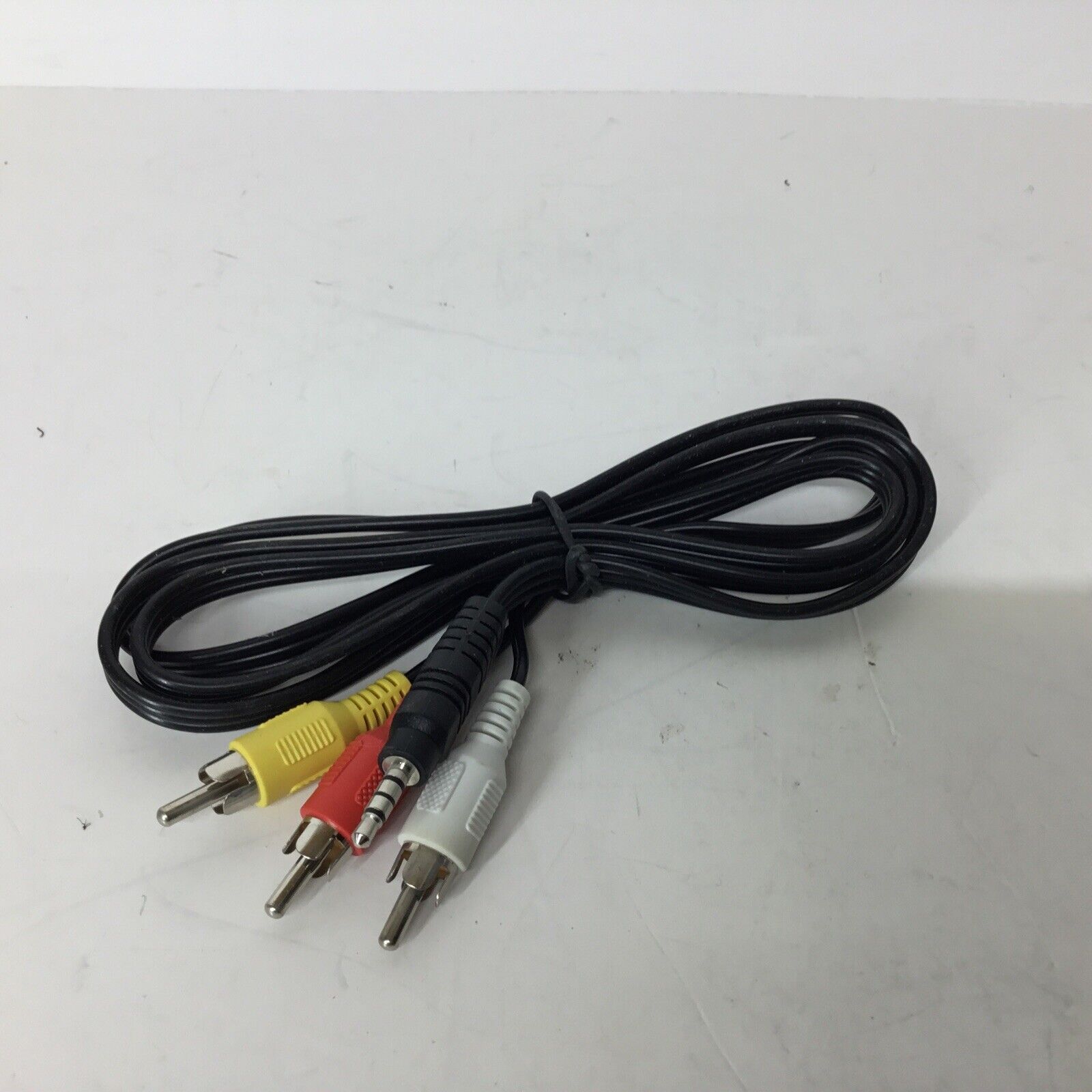 4ft 3.5mm RWYG Jack To Male RCA Video And Audio Adapter For Android TV And More