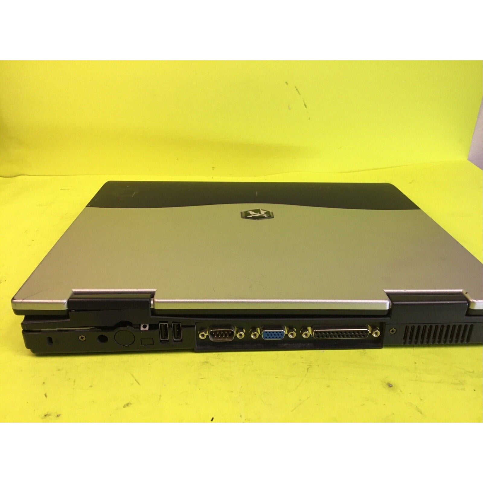 Gateway Solo 1450 Windows XP Laptop FOR PARTS or REPAIR