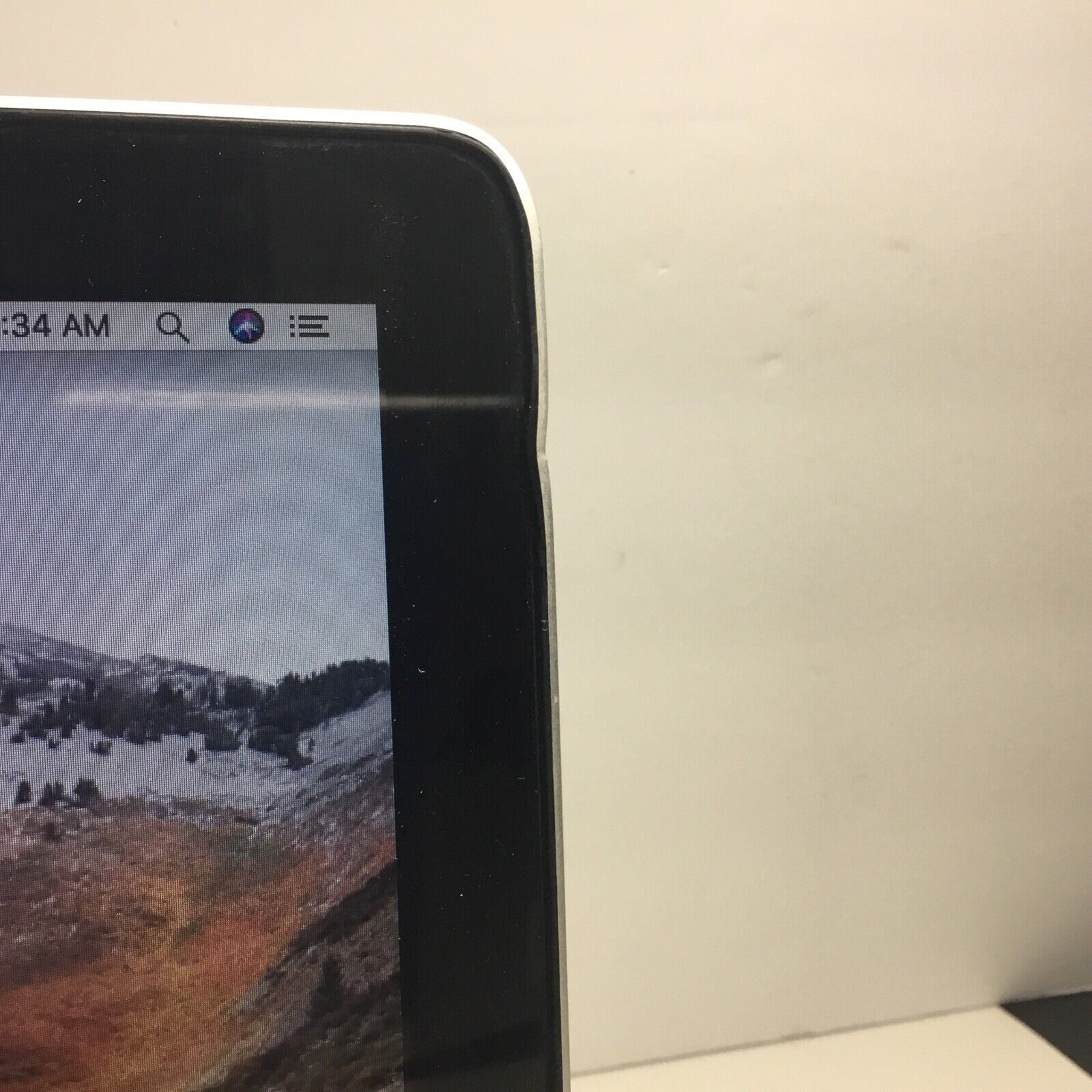 Used Apple MacBook Pro 13" 2010 Core 2 Duo 2.4GHz 4GB Ram 250GB HDD