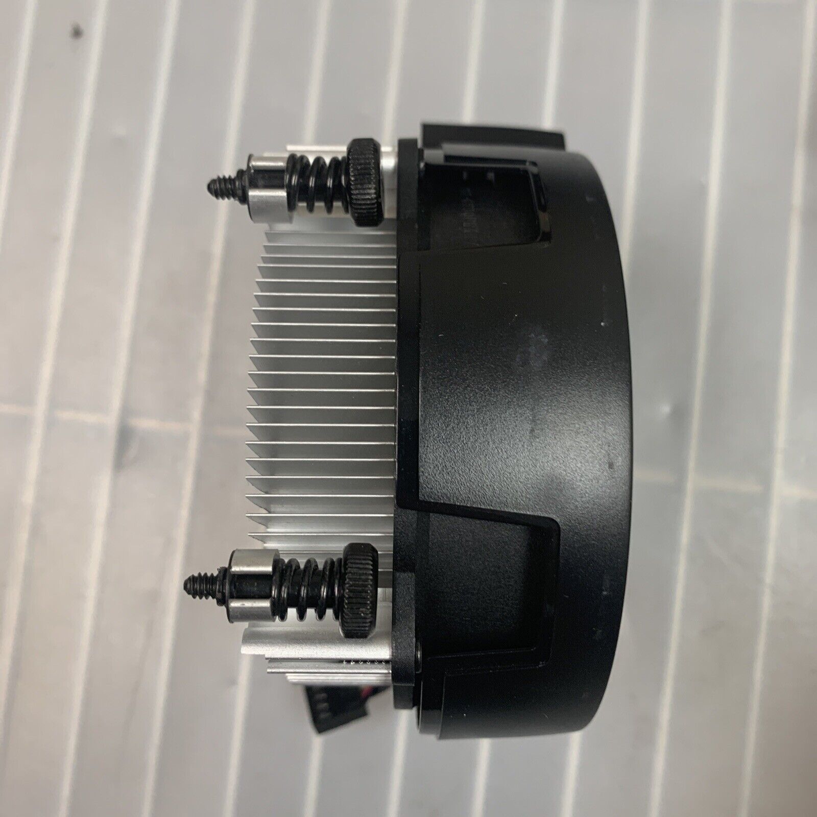 AMD Wraith Stealth Socket AM4 Cooler with Aluminum Heatsink - 712-000052