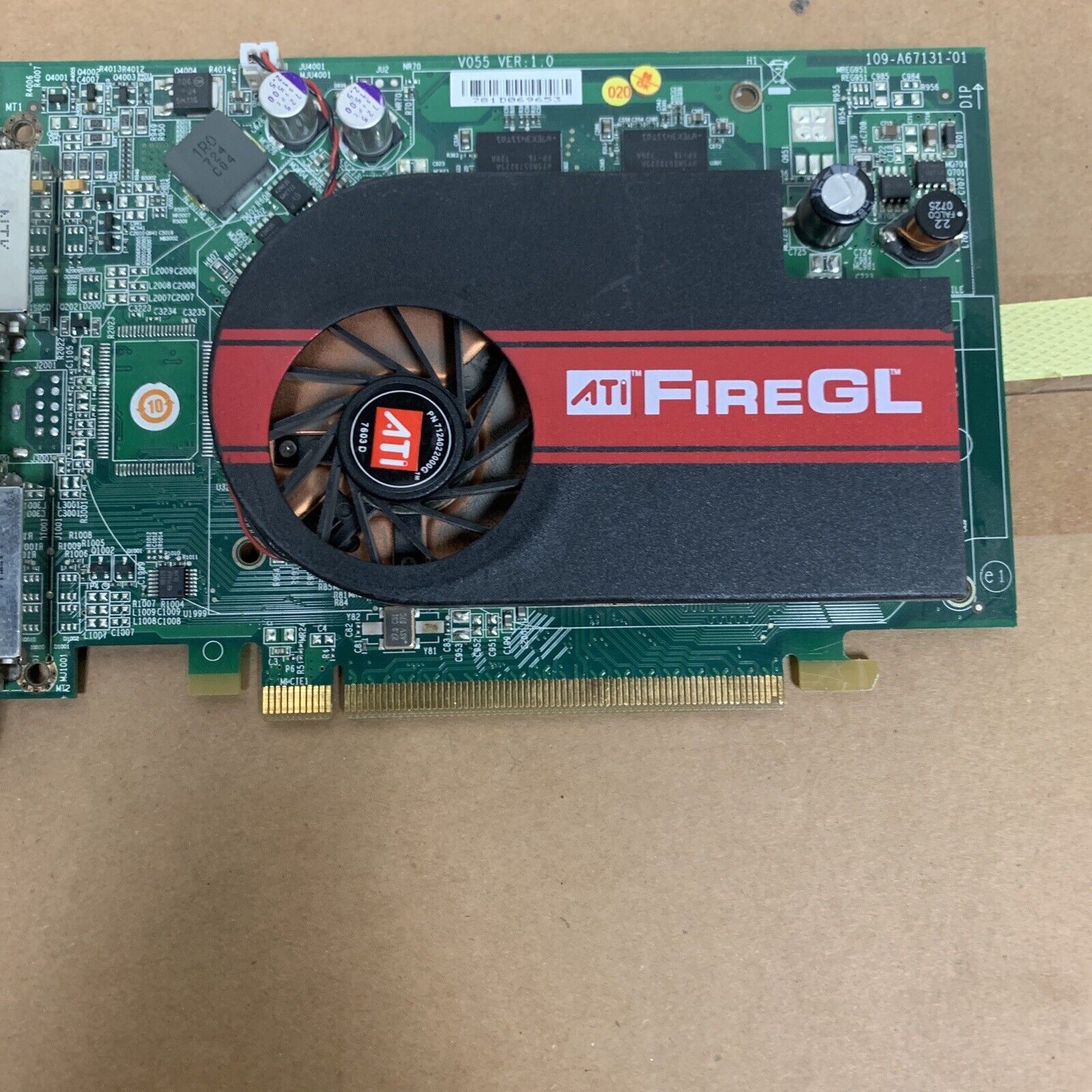 Dell ATI FireGL V3400 128MB PCIe Graphics Card 0YG666 YG666 109-A67131-01