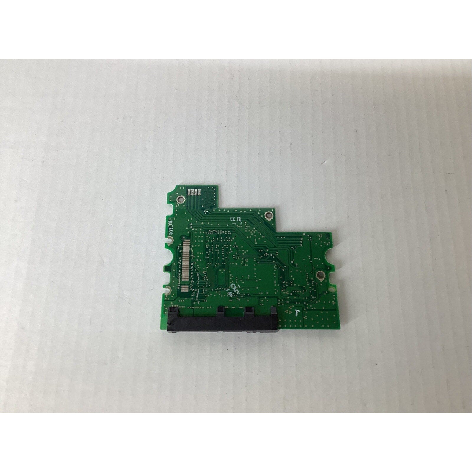 Maxtor 300GB 7200RPM 3.5" 6B300S0-06820A 1.5Gb/s Hard Drive PCB