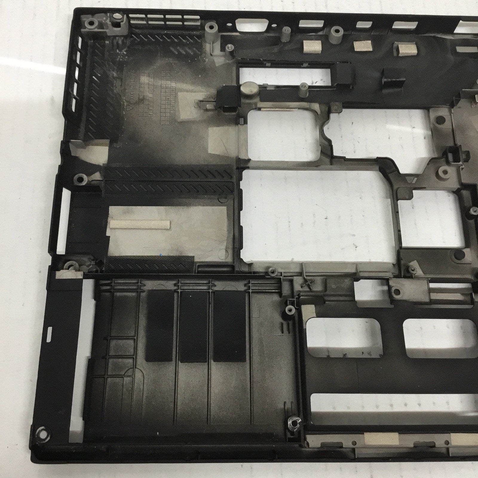 LENOVO THINKPAD T430s BOTTOM CASING COVER 60.4QZ01.002 04W3492 04W3501