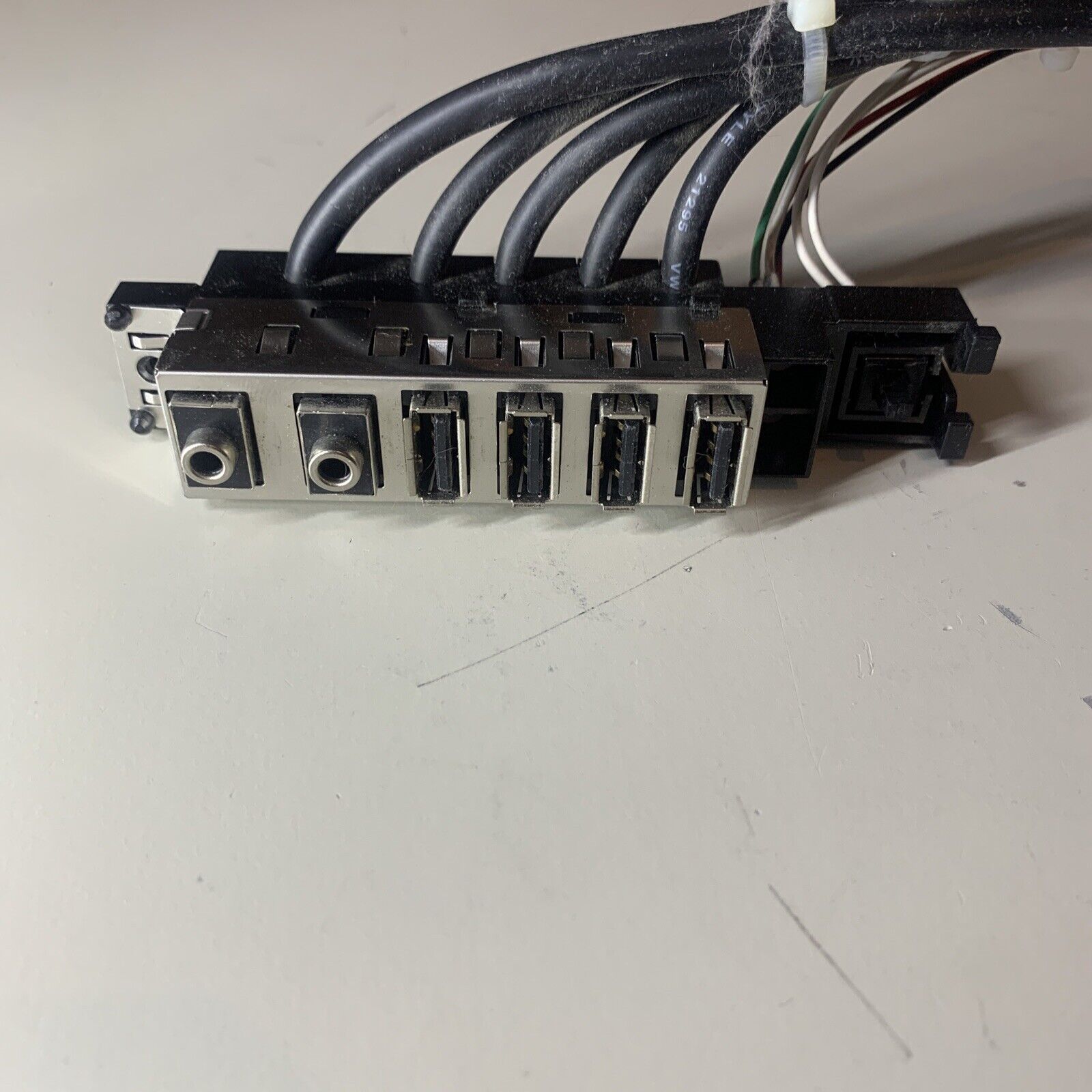 HP 611897-001 Computer Power Button USB Audio Assembly w/ Cables