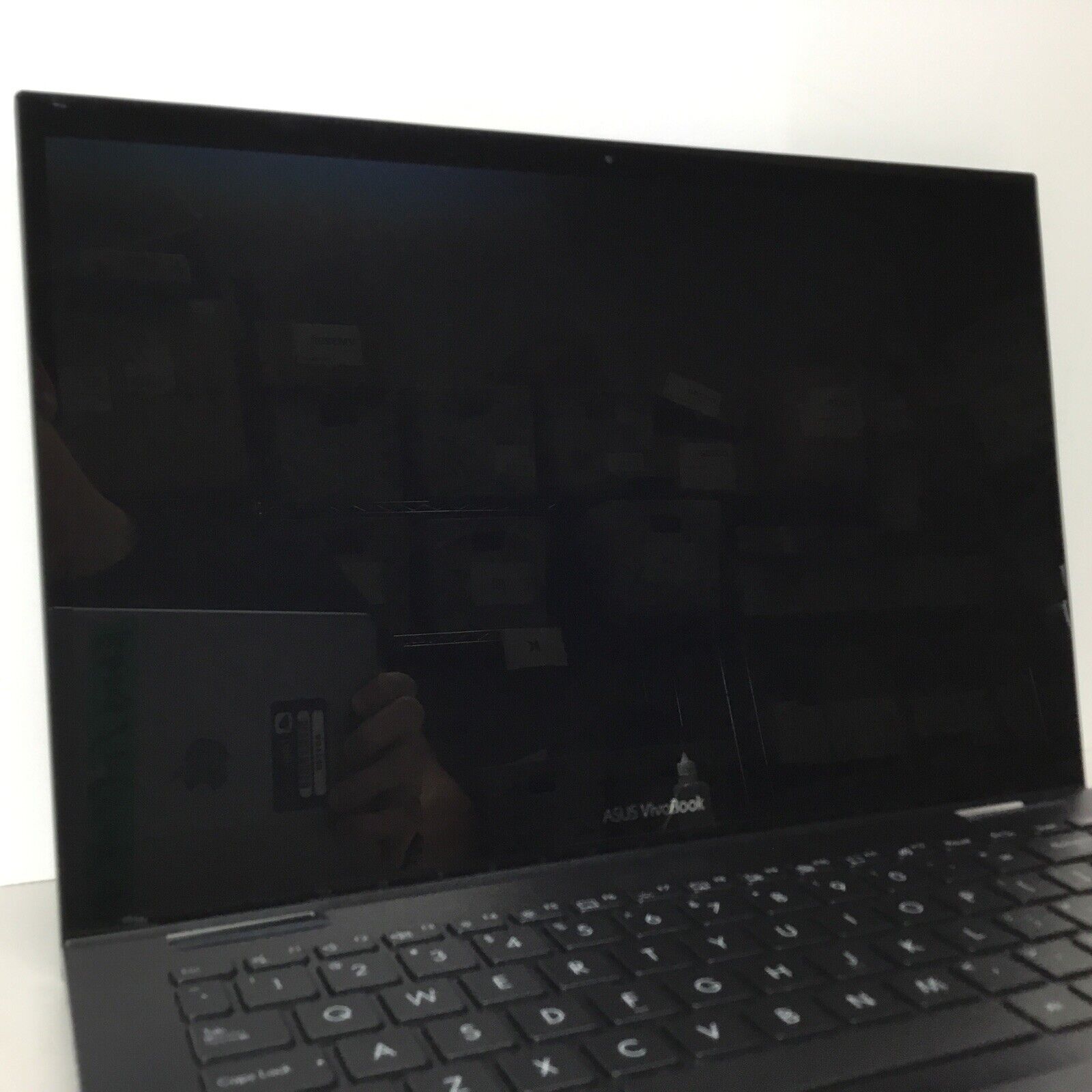 READ - Asus Vivobook Flip 14 - Ryzen 7 5700U, 16 GB RAM (TM420UA-IS79T)