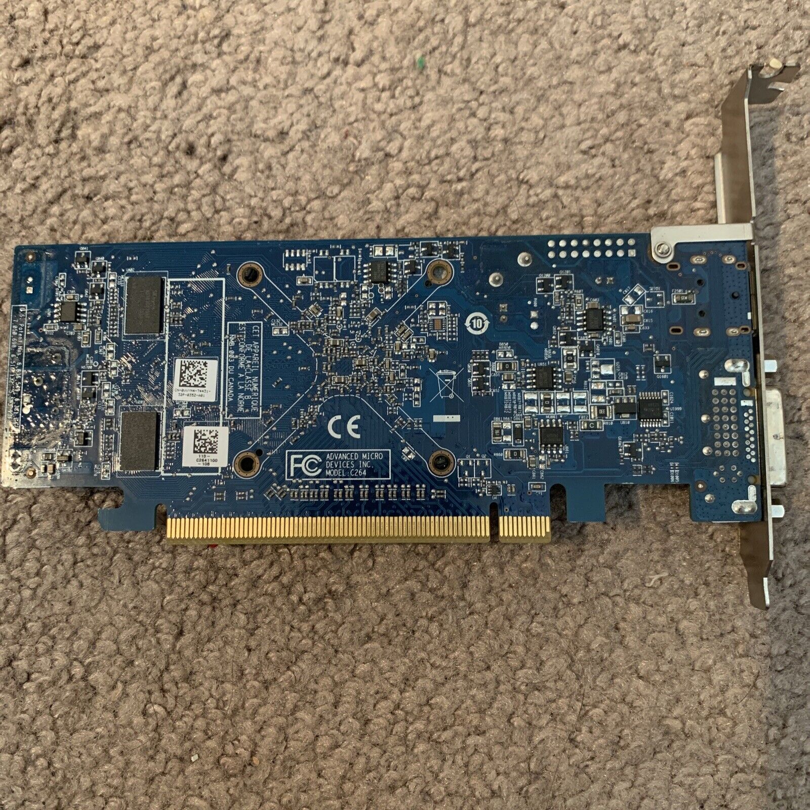 Dell AMD Radeon HD 7470 1GB DDR3 PCI-E x16 DVI D-Port FH Video Card VVYN4 0VVYN4