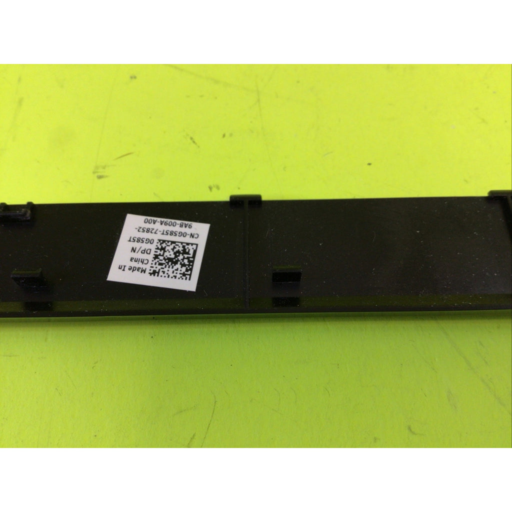 Dell Inspiron 1750 Keyboard Bezel 0g585t
